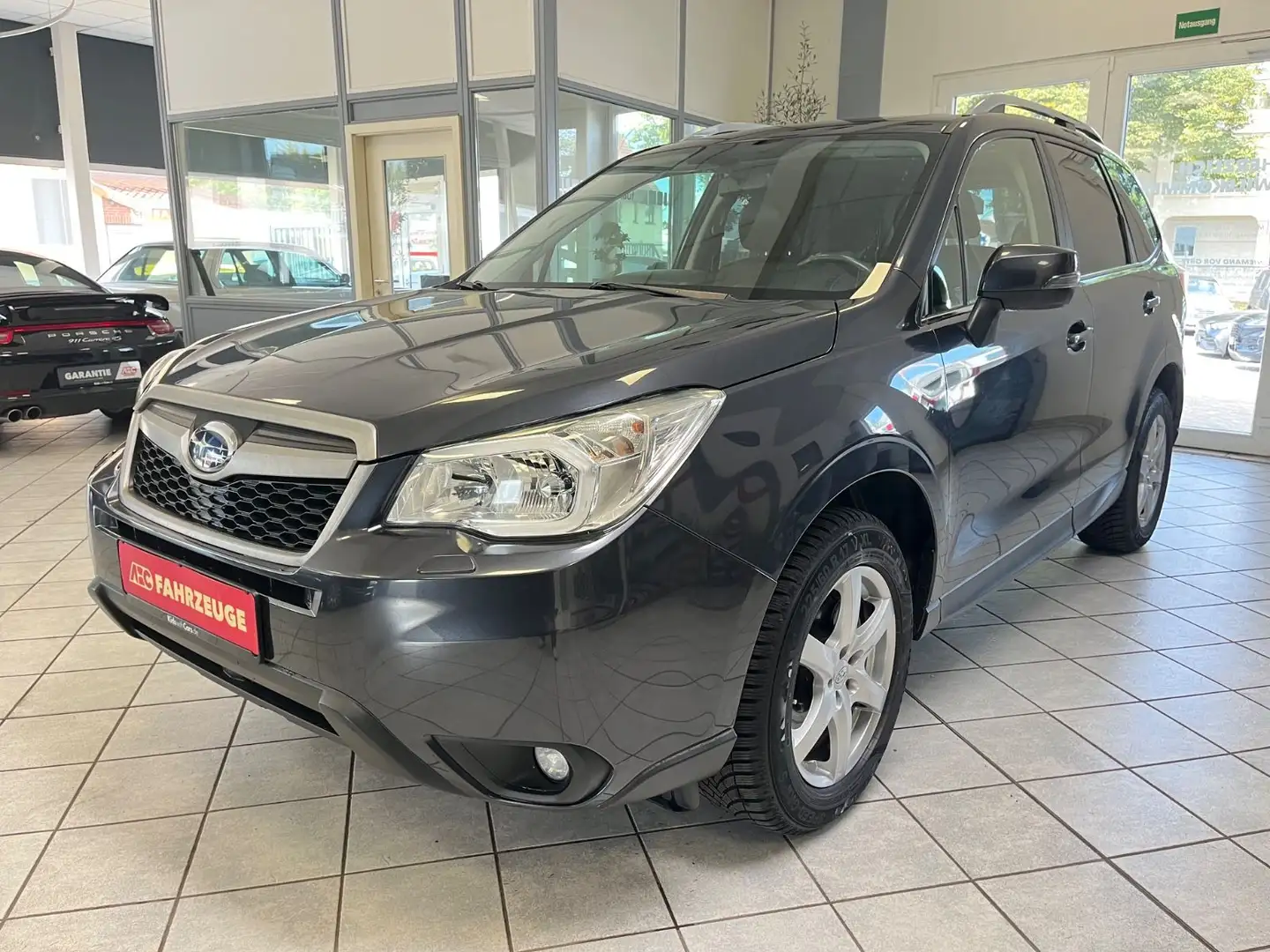 Subaru Forester 2.0 D Platinum Allrad / Leder / HU NEU Grau - 2