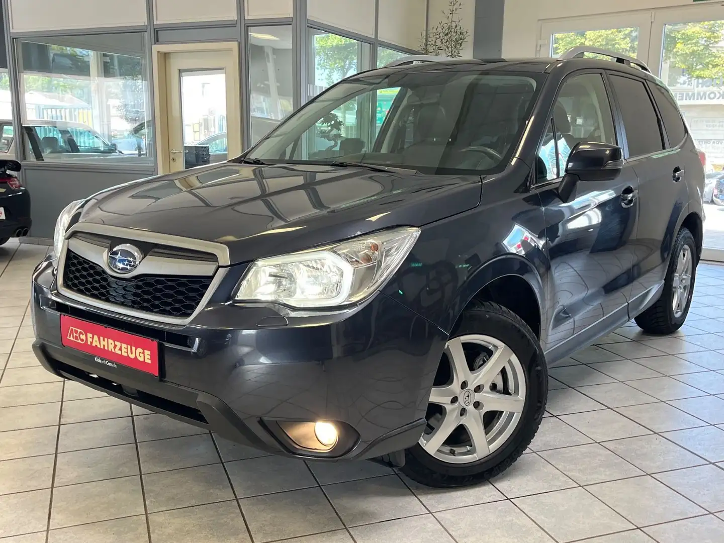 Subaru Forester 2.0 D Platinum Allrad / Leder / HU NEU Grau - 1
