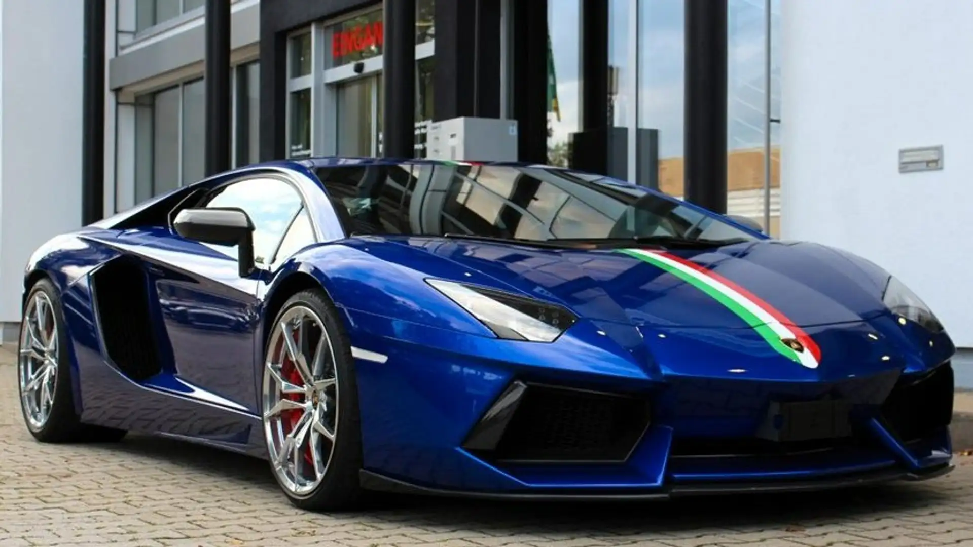 Lamborghini Aventador LP700-4 Azul - 2