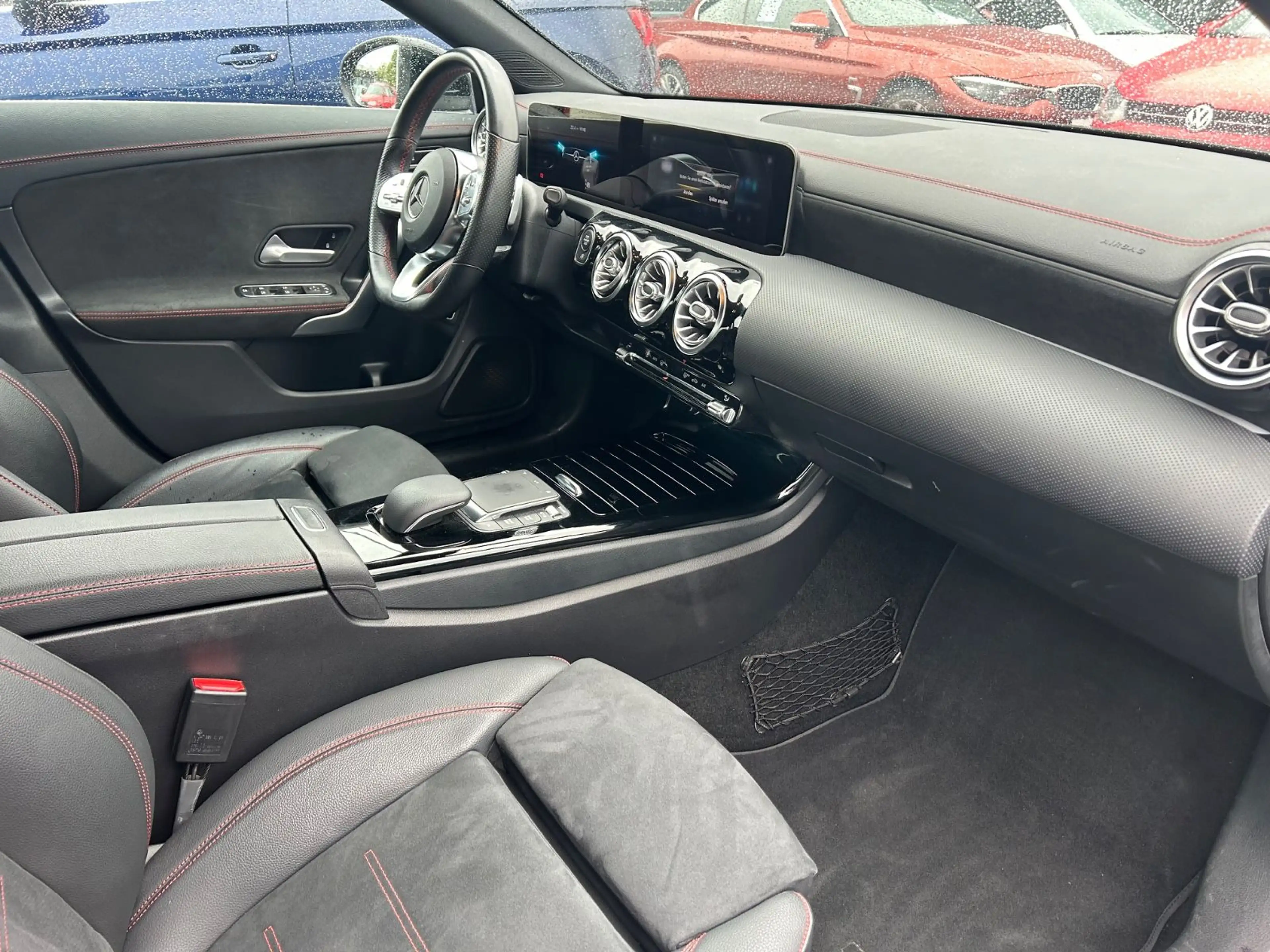 Mercedes-Benz CLA 220 AMG — photo 12