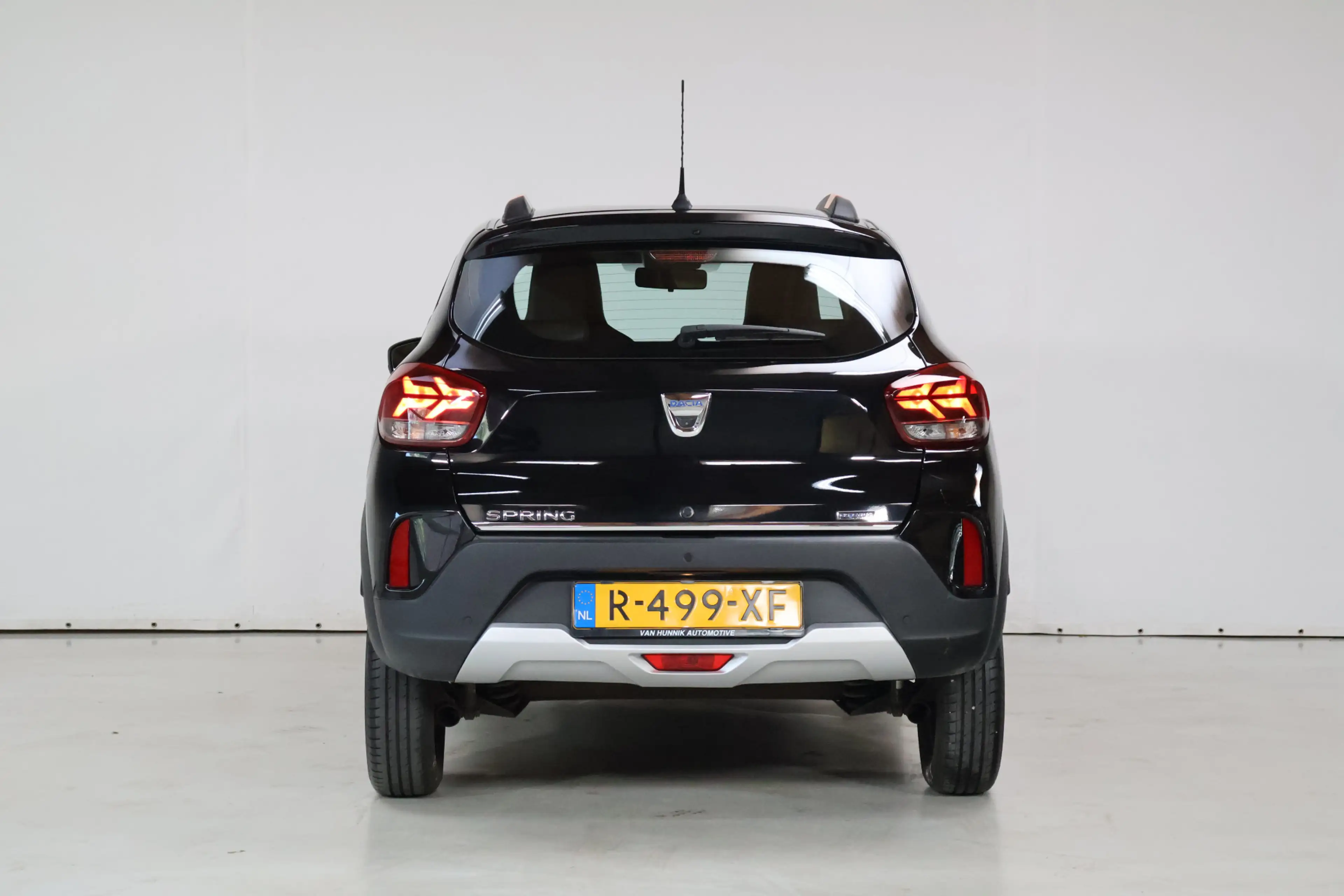 Dacia Spring Comfort Plus 27 kWh | Camera | Leder | Dab | SoH — photo 8