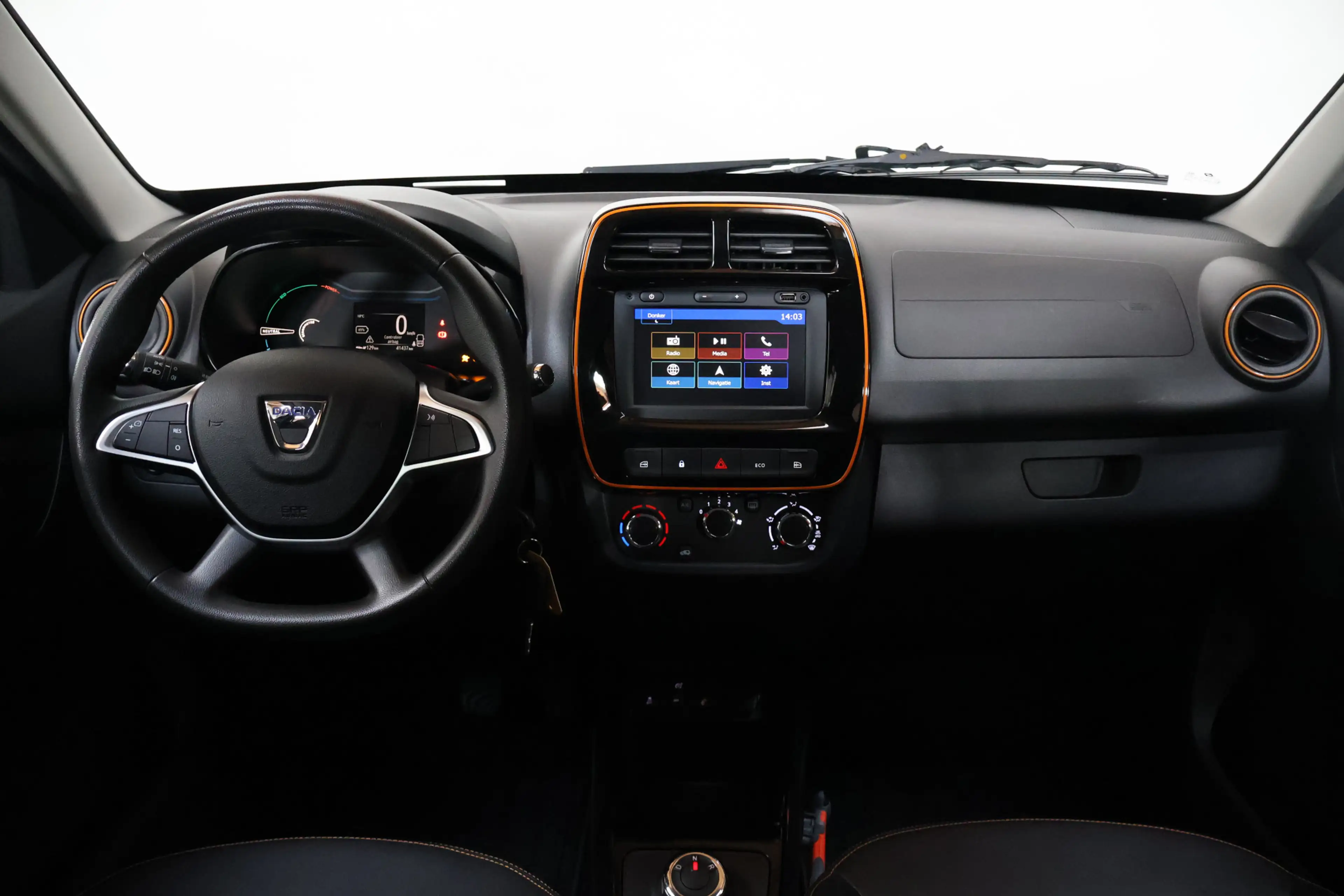 Dacia Spring Comfort Plus 27 kWh | Camera | Leder | Dab | SoH — photo 9