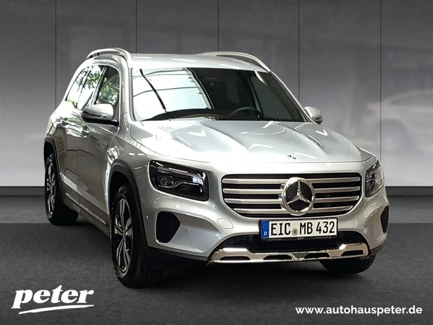 Mercedes-Benz GLB 200 d PROGRESSIVE+18"+KEYLESS-GO+MULTIBEAM Silber - 1