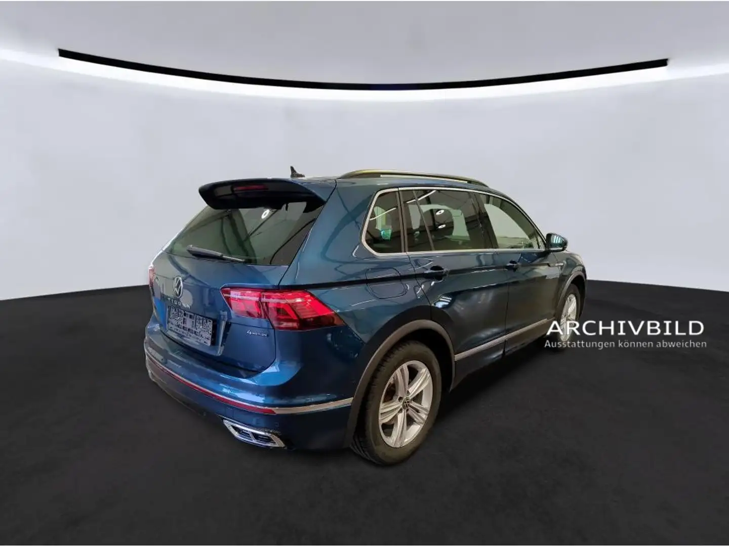 Volkswagen Tiguan R-Line 4Motion DSG PANO AHK LEDER MATR Blau - 2