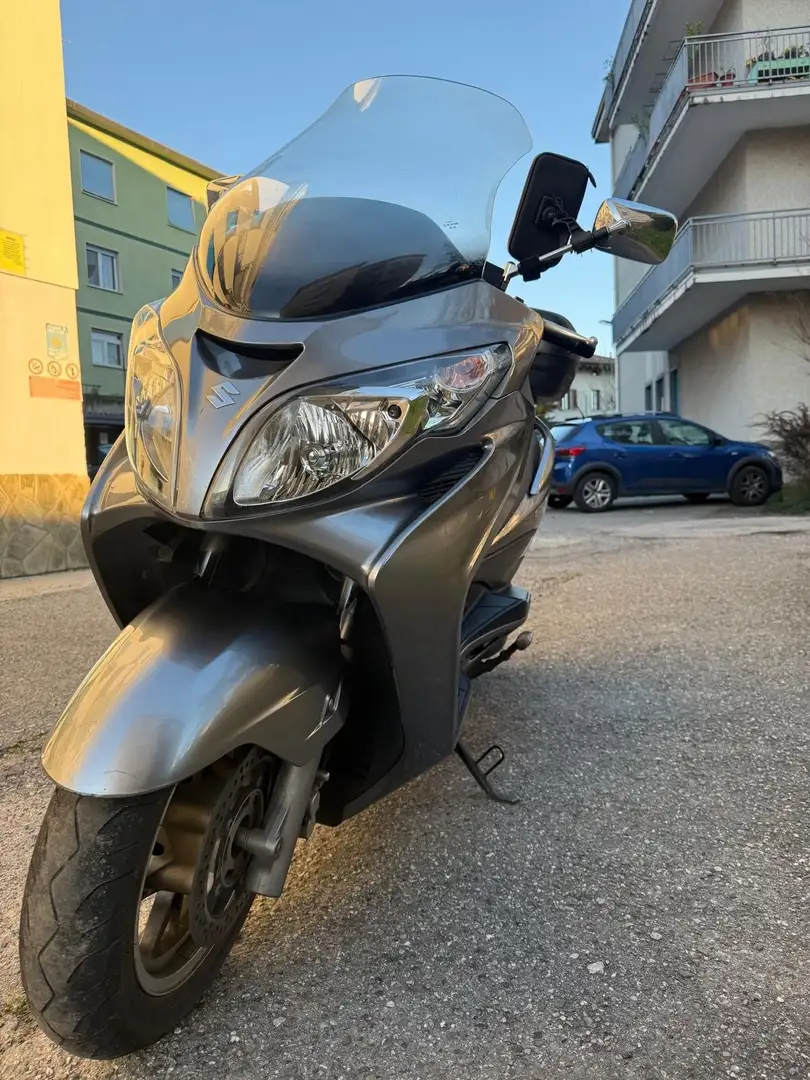 Suzuki Burgman 400 Gris - 1