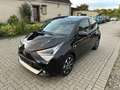 Toyota AYGO X  KAM-DAB-CAR PLAY-SPUR-S.HEIZ-1.HAND-ALU Noir - thumbnail 3