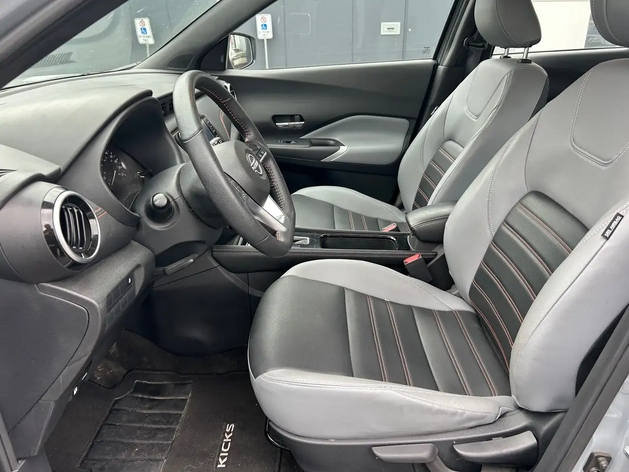 Nissan Kicks снимка Nissan Kicks