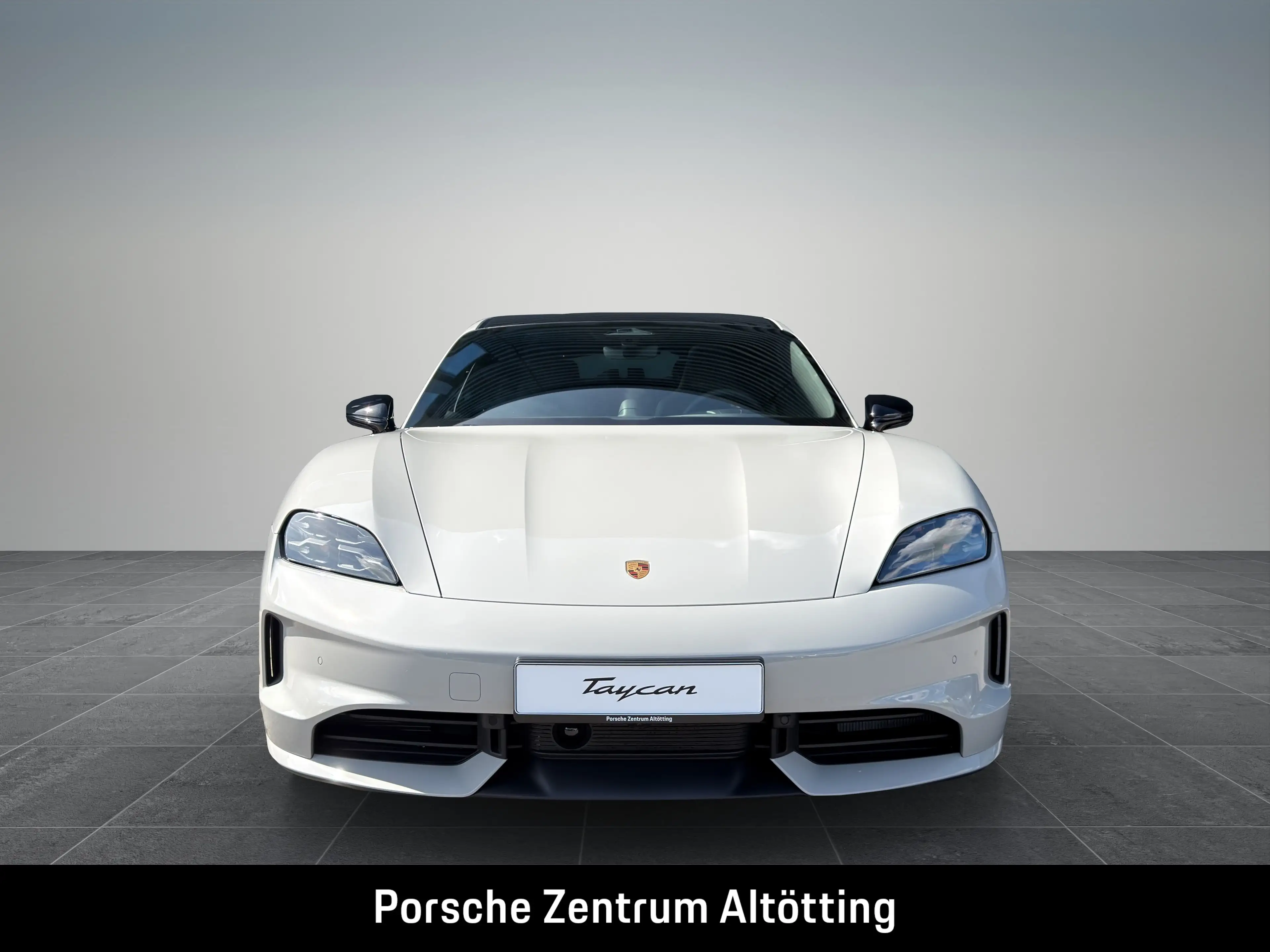 Porsche Taycan 4 Black Edition | InnoDrive | Privacy | — photo 6