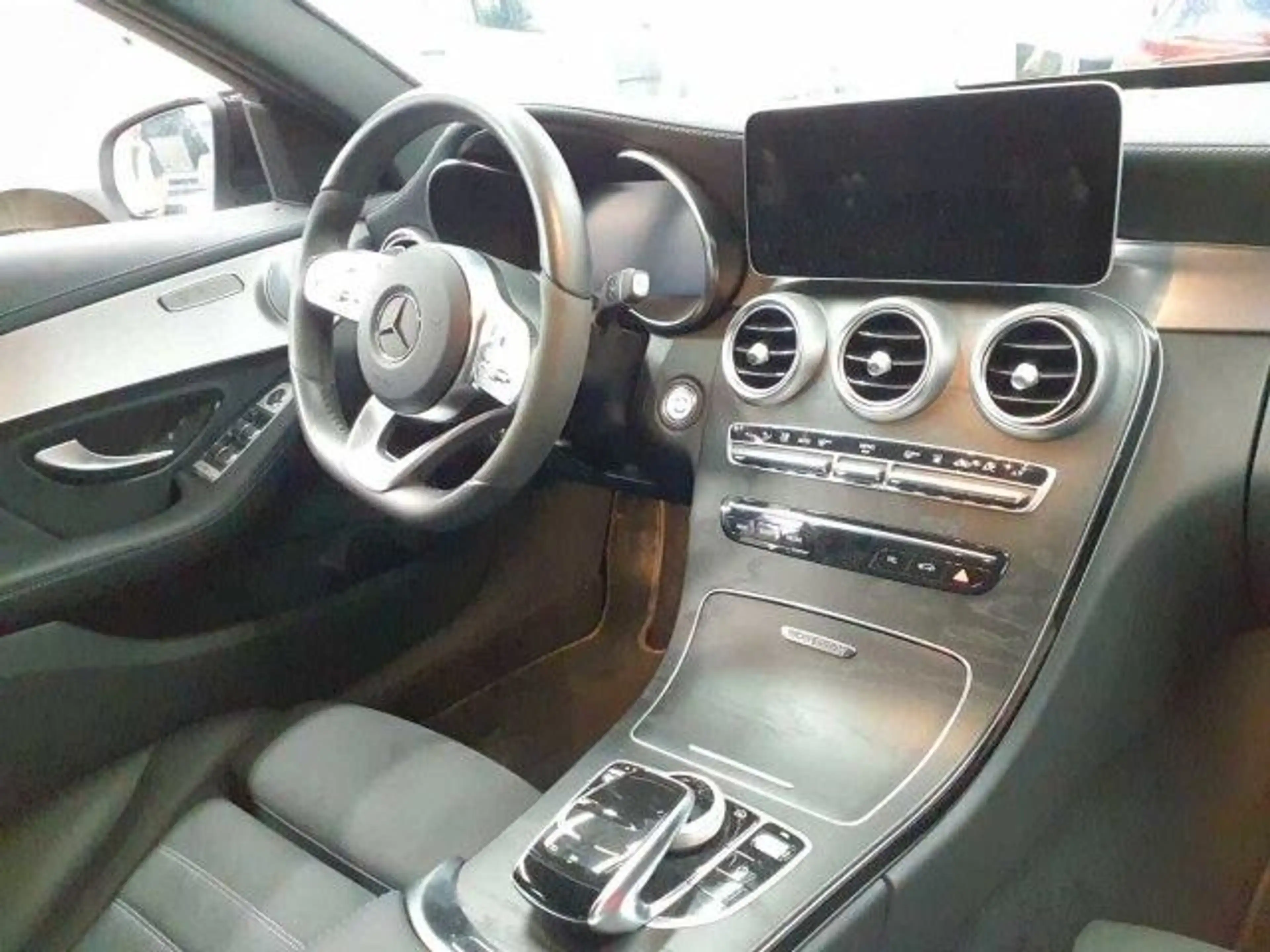 Mercedes-Benz C 300 de T AMG Line AHK*ACC*WIDE*KAM*MBEAM*BURM — photo 3