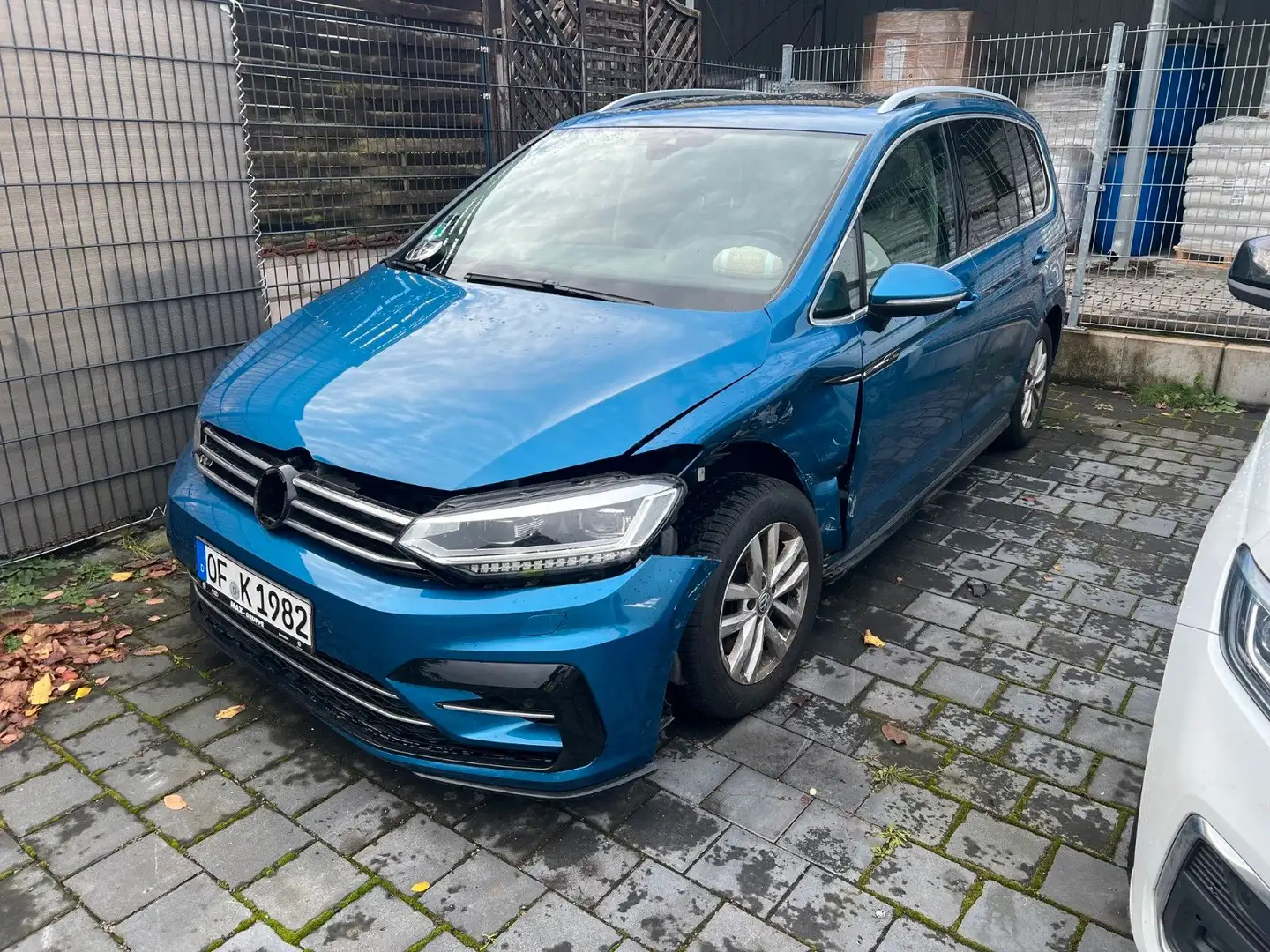 Volkswagen Touran Highline BMT/Start-Stopp Bleu - 1