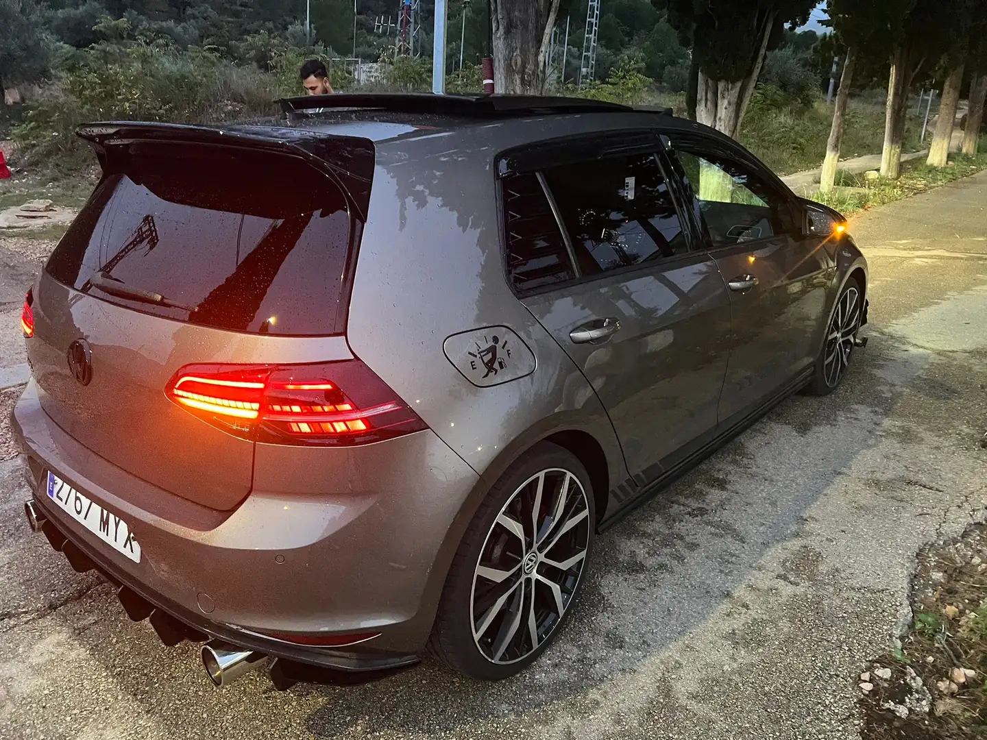 Volkswagen Golf GTI 2.0 TSI Performance DSG7 180kW - 1
