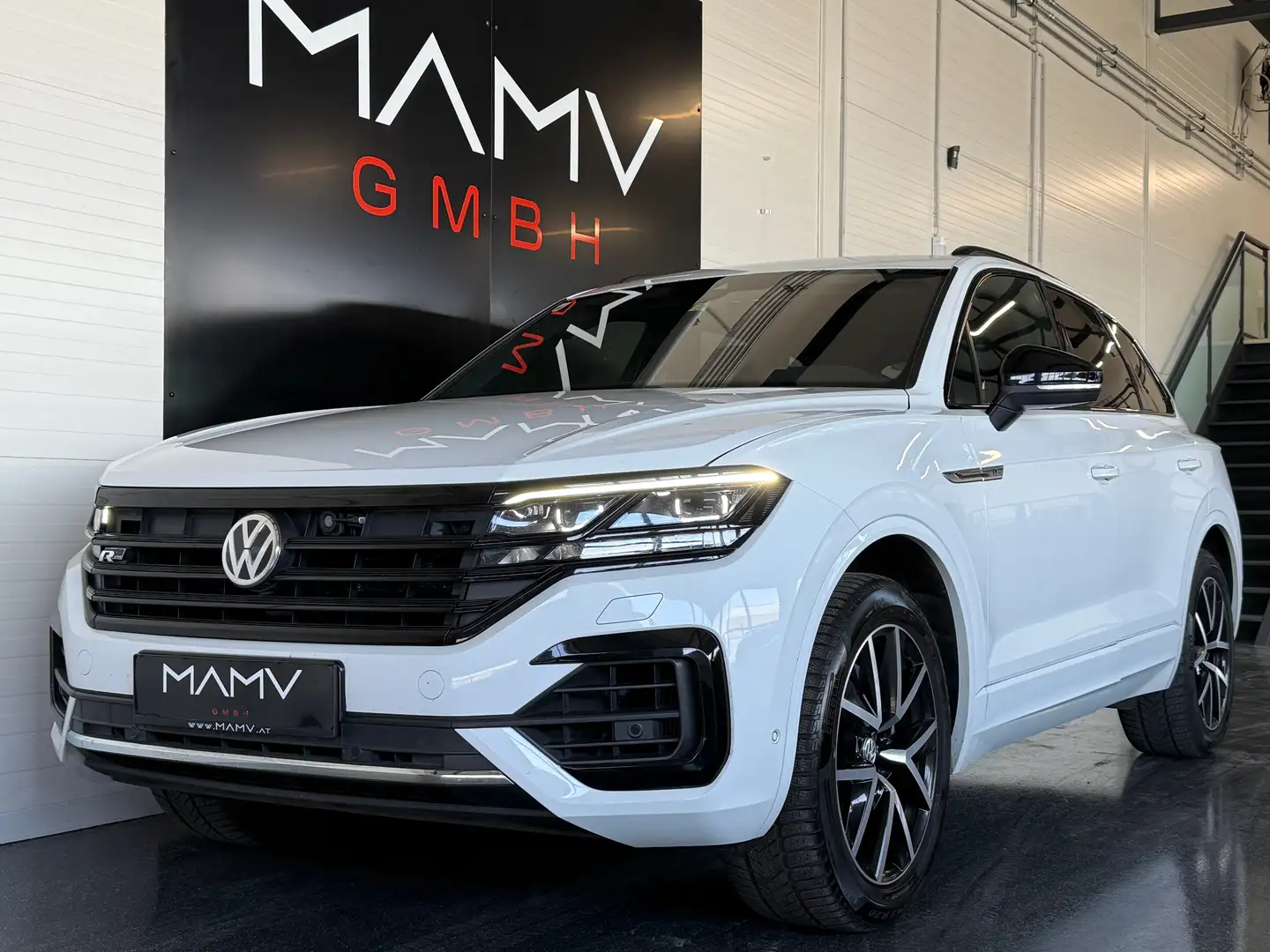Volkswagen Touareg R-Line 4Motion 286PS Top Ausstattung Finanzierung Weiß - 1
