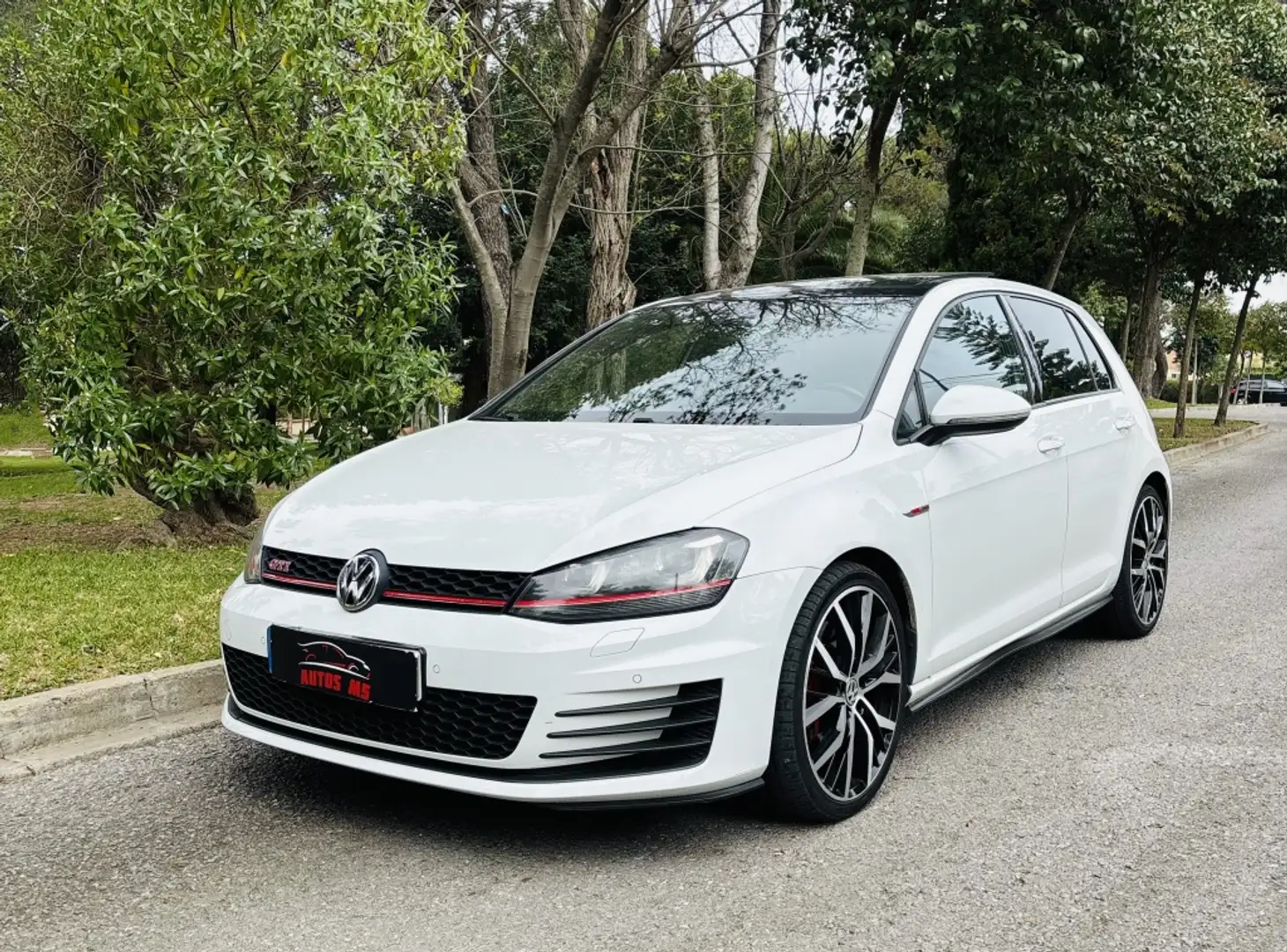 Volkswagen Golf GTI 2.0 TSI Performance DSG 230 Blanc - 2