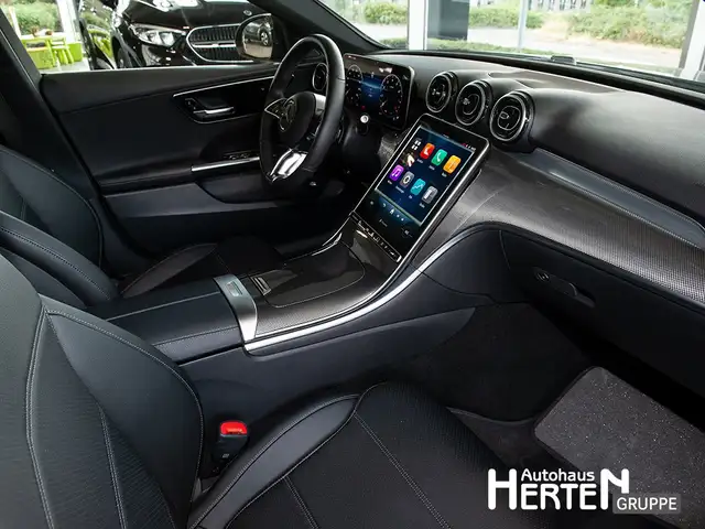 Mercedes-Benz C-Class view 6