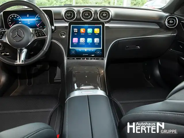 Mercedes-Benz C-Class view 10