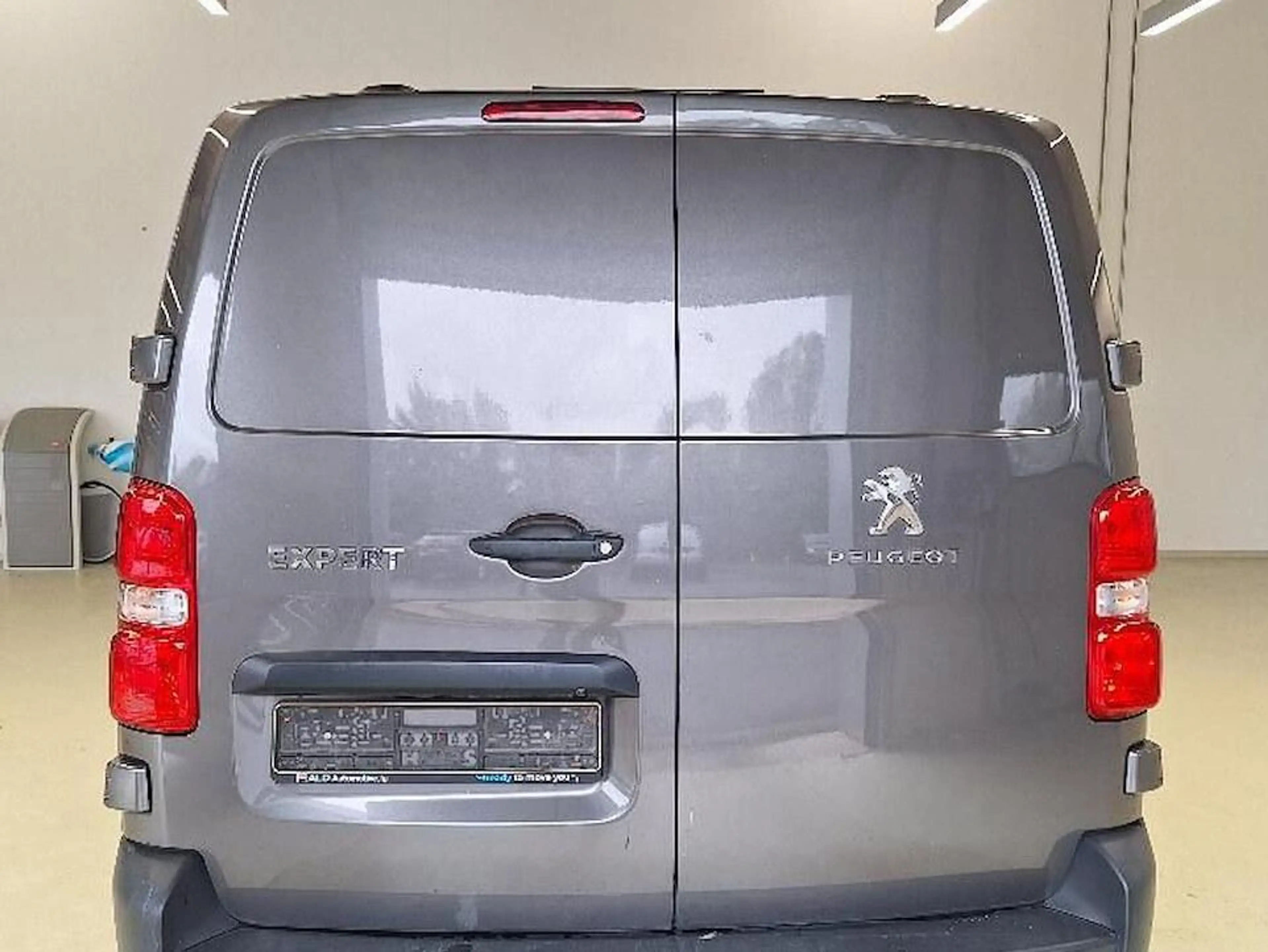 Peugeot Expert 2.0 BlueHDI 145 AUTOMAAT DUBBEL CABINE DC — photo 4