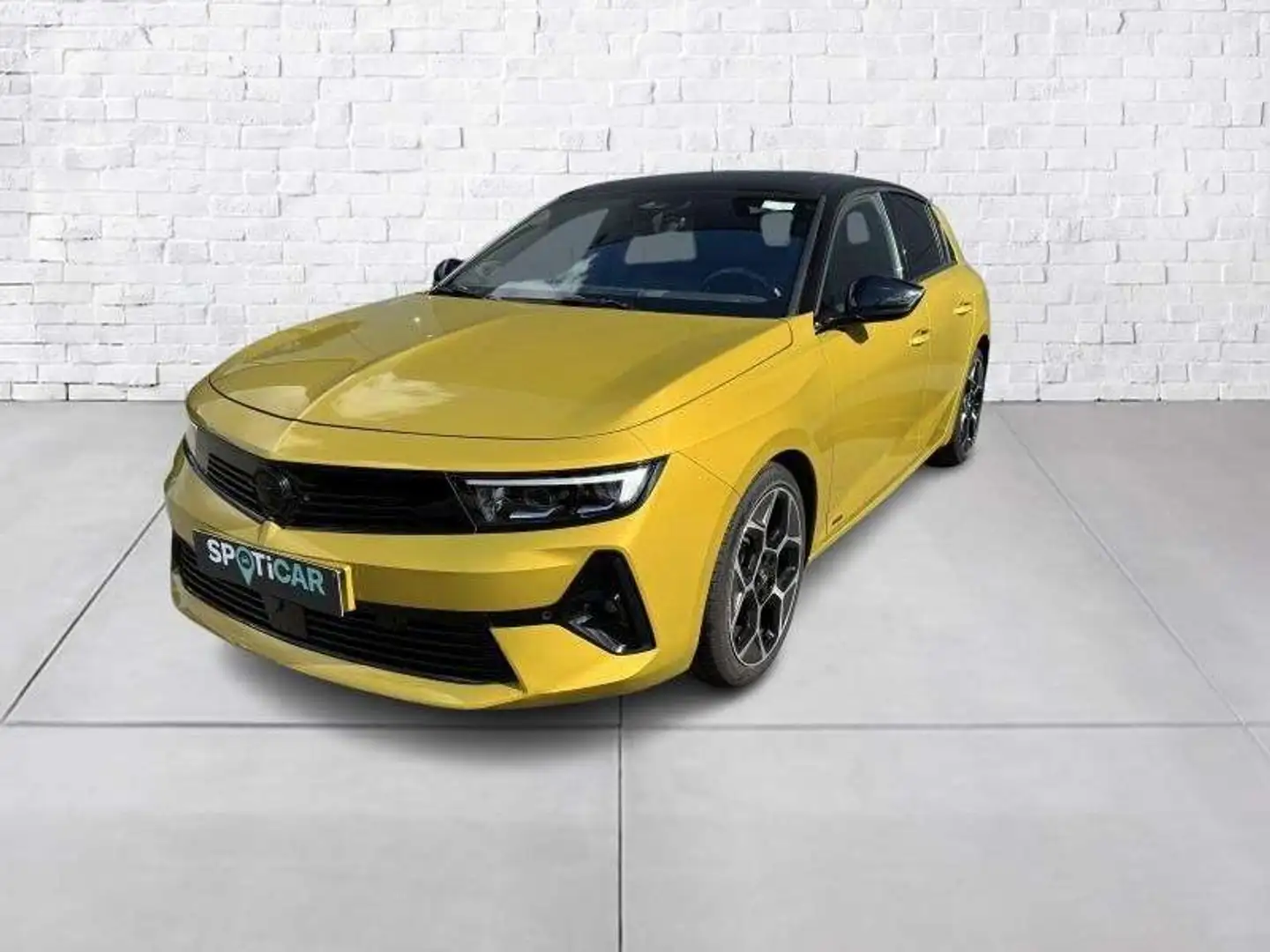 Opel Astra Ultimate ES 131 AUTO Or - 1