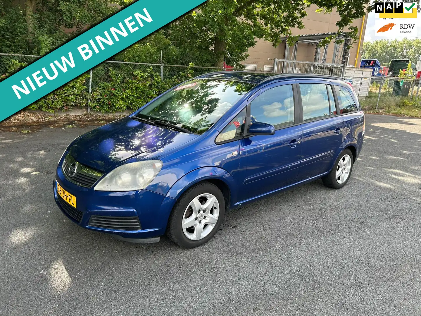 Opel Zafira 1.8 Business Edition LEUKE AUTO MET RUIMTE VOOR 7 Blauw - 1