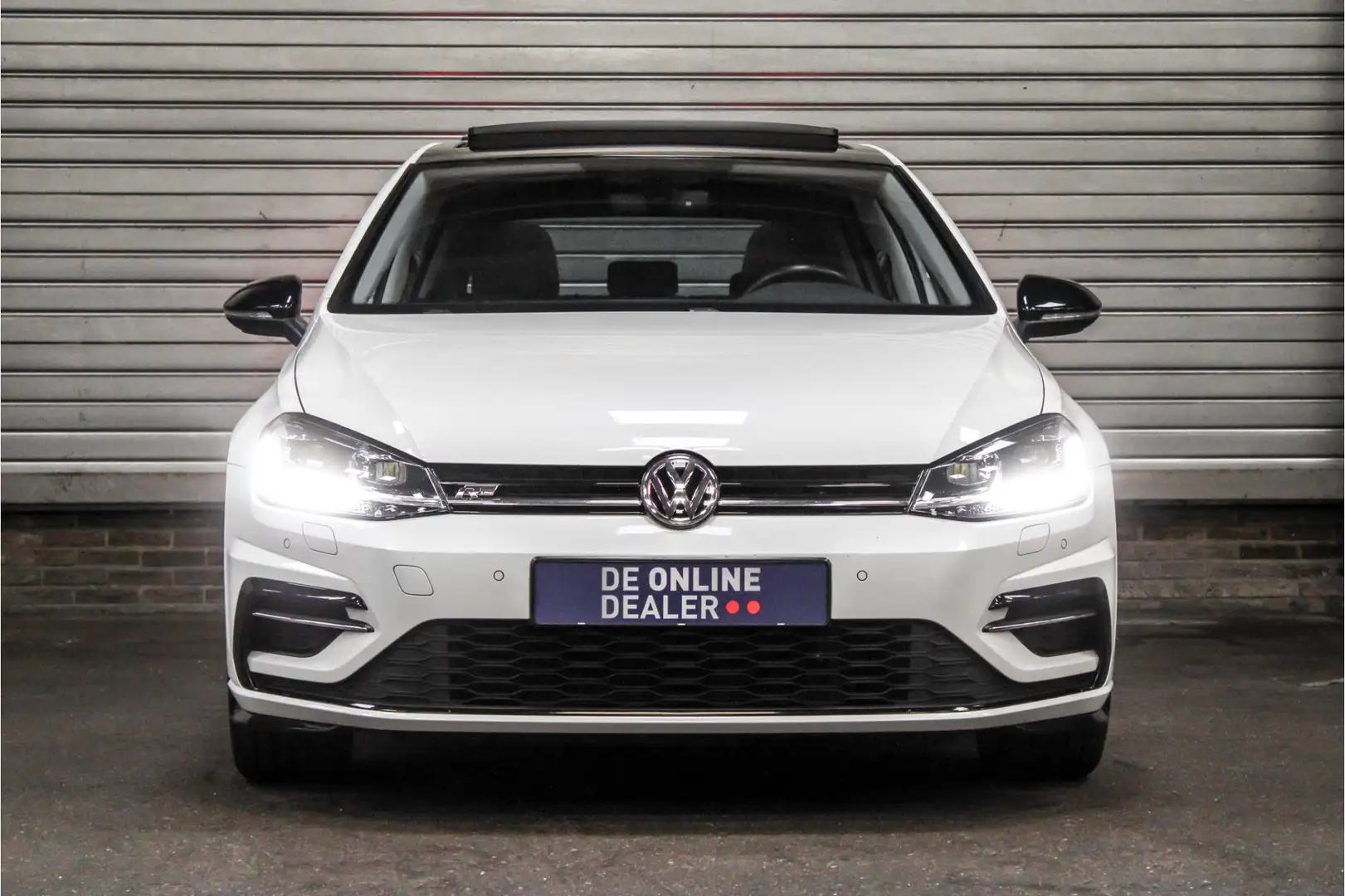Volkswagen Golf 1.4 TSI DSG Highline Business R |Pano|Led|Stoelver Blanco - 2