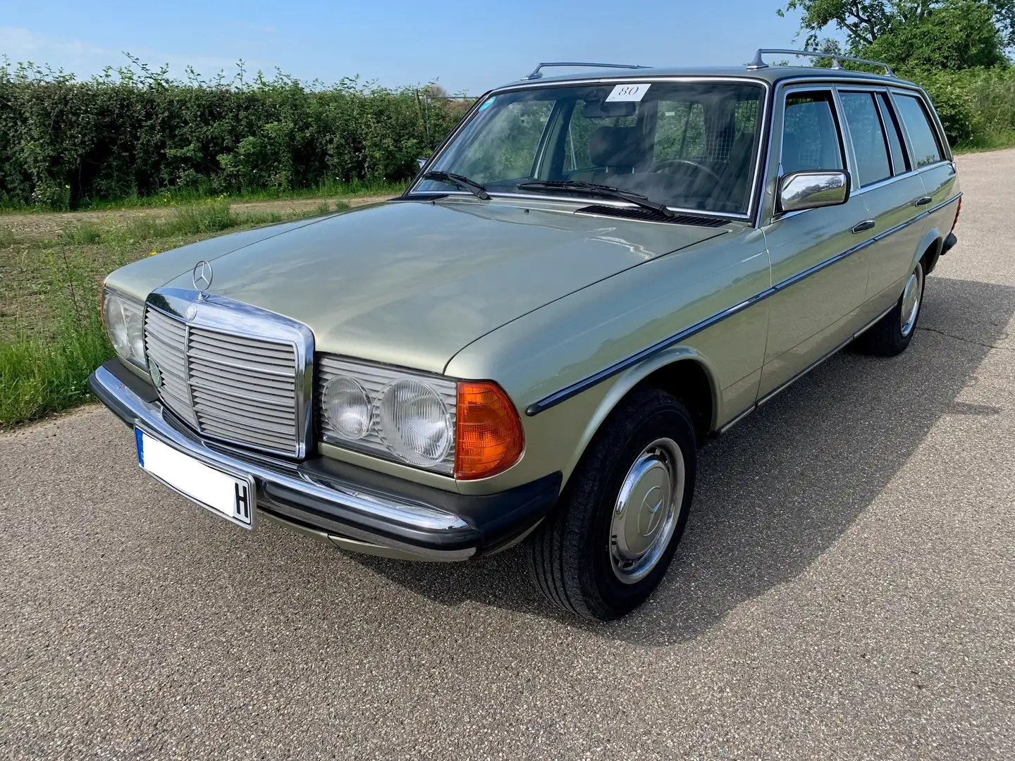 Mercedes-Benz Baureihe 123 Baureihe 123 230 TE - 1