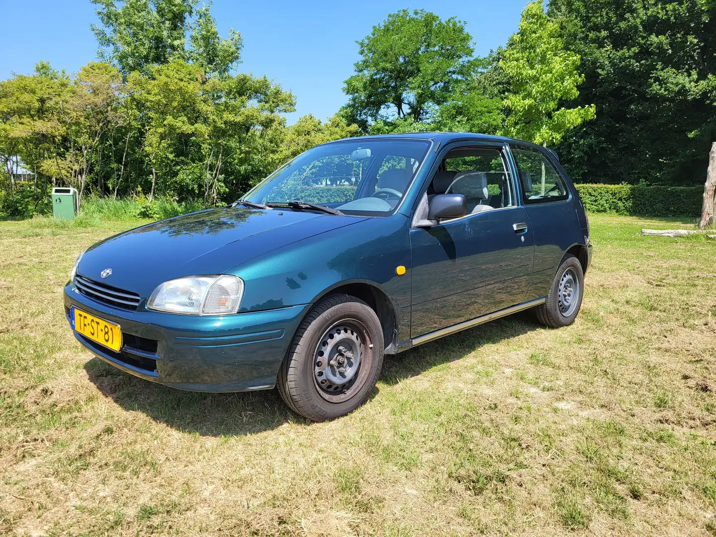 Toyota Starlet Starlet 1.3-16V GXI Vert - 2