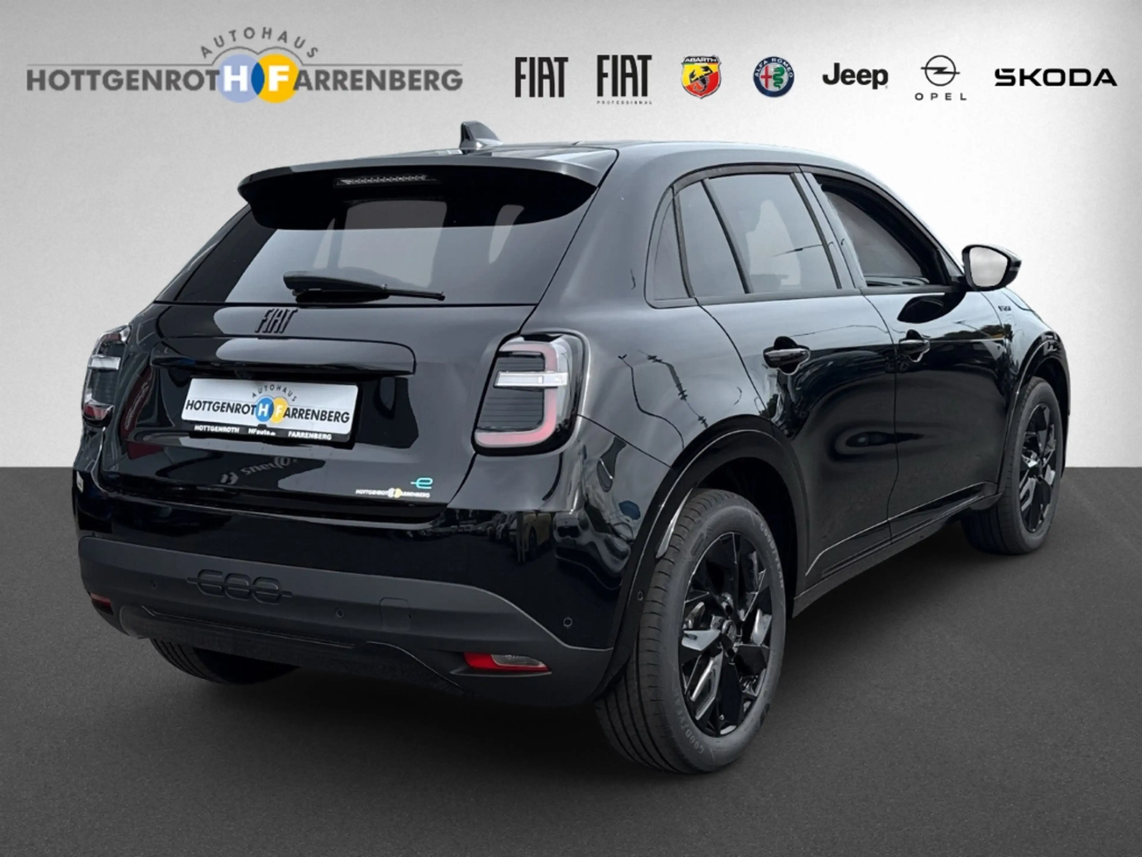 Fiat 600 Sport Elektro Navi Soundsystem LED Apple CarPlay A — photo 2