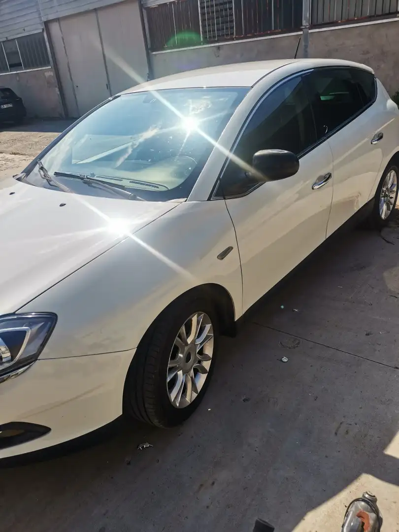 Lancia Delta 1.6 mjt Oro 120cv dpf - 1