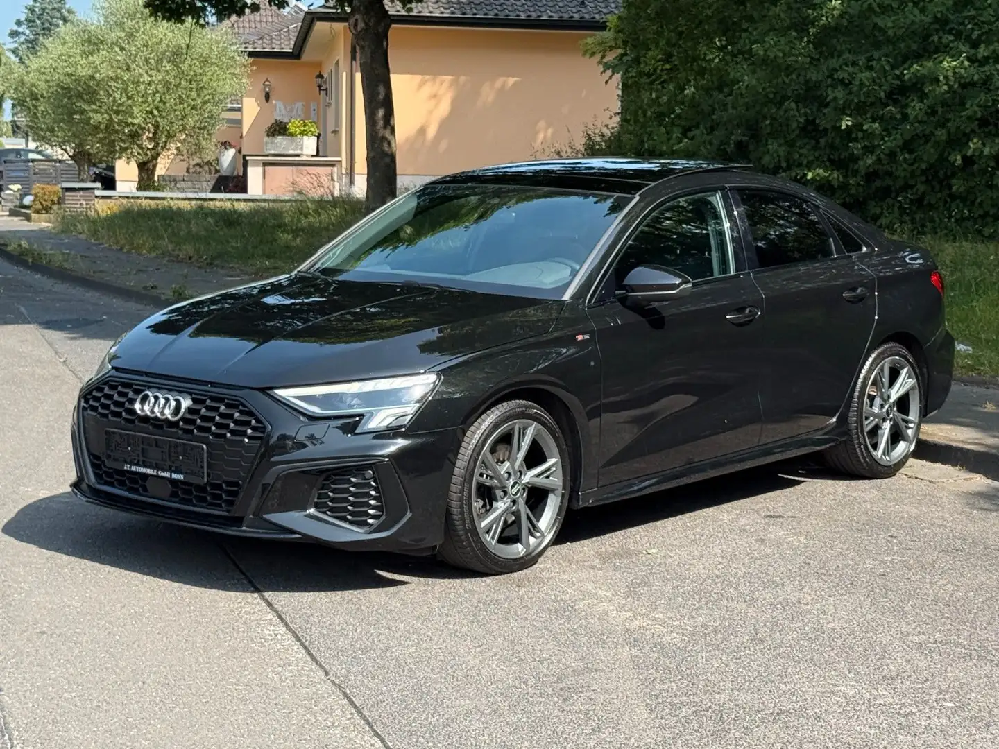 Audi A3 Limousine 35 TFSI S line,Navi,LED,Panoramdach Noir - 2