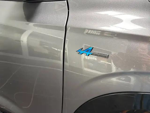Renault Austral view 24