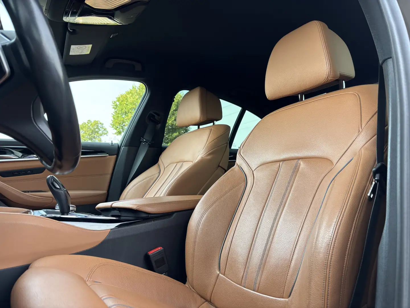 BMW 520 5 Serie 520i High Executive M Sport Automaat / Ach Gris - 2