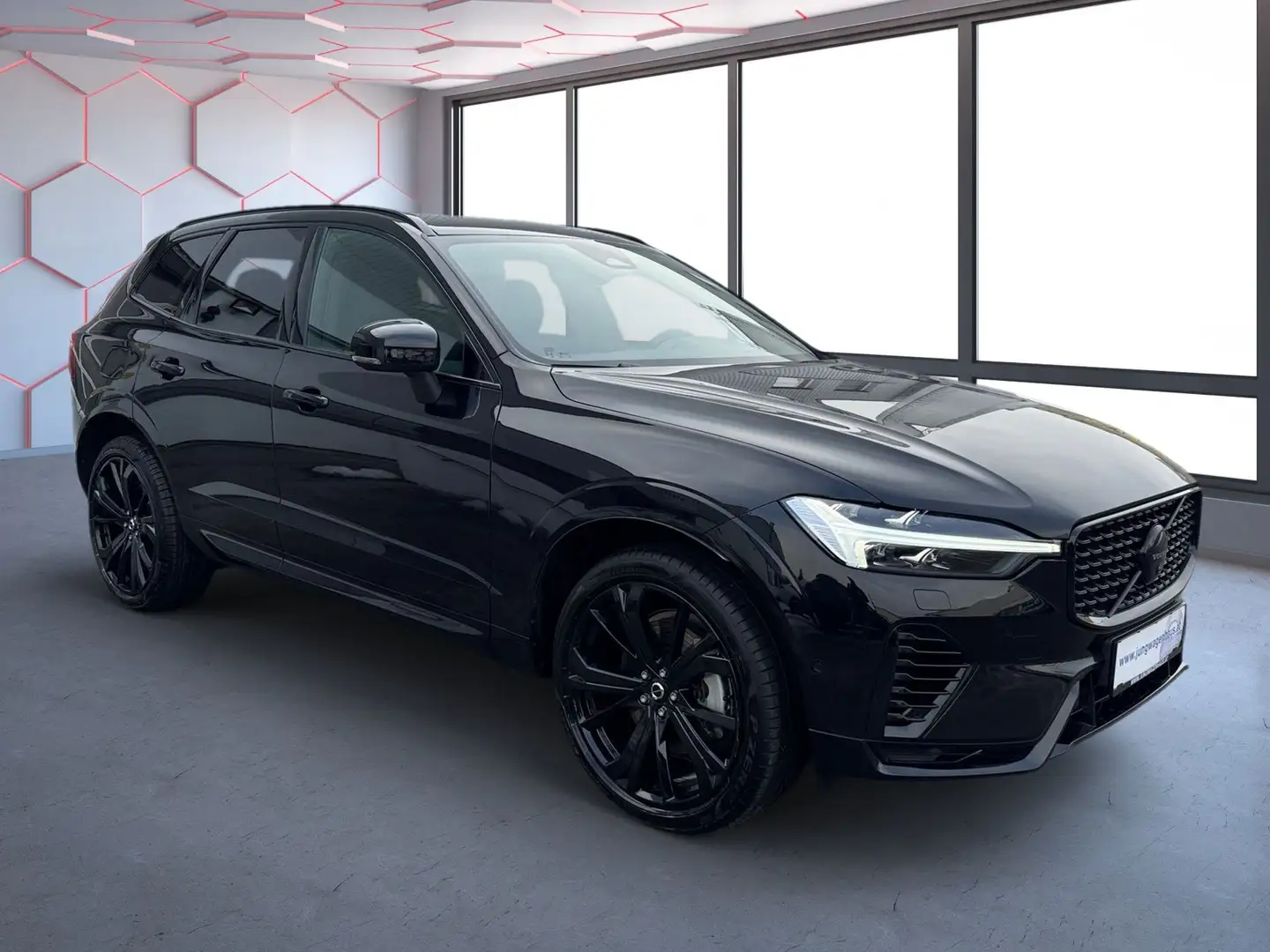 Volvo XC60 Black Edition Plug-In Hybrid AWD Aut. 79.905.- *- Schwarz - 2