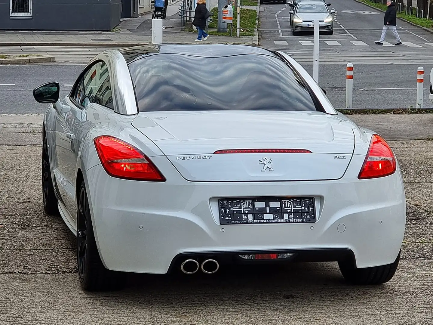 Peugeot RCZ 1,6 THP 200 Weiß - 2