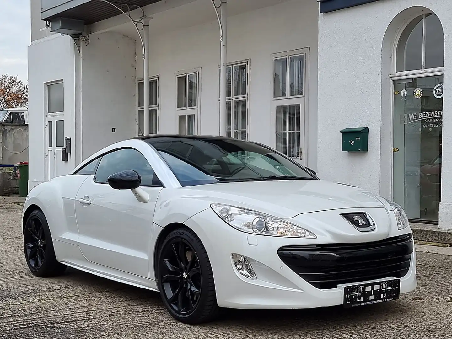 Peugeot RCZ 1,6 THP 200 Weiß - 2