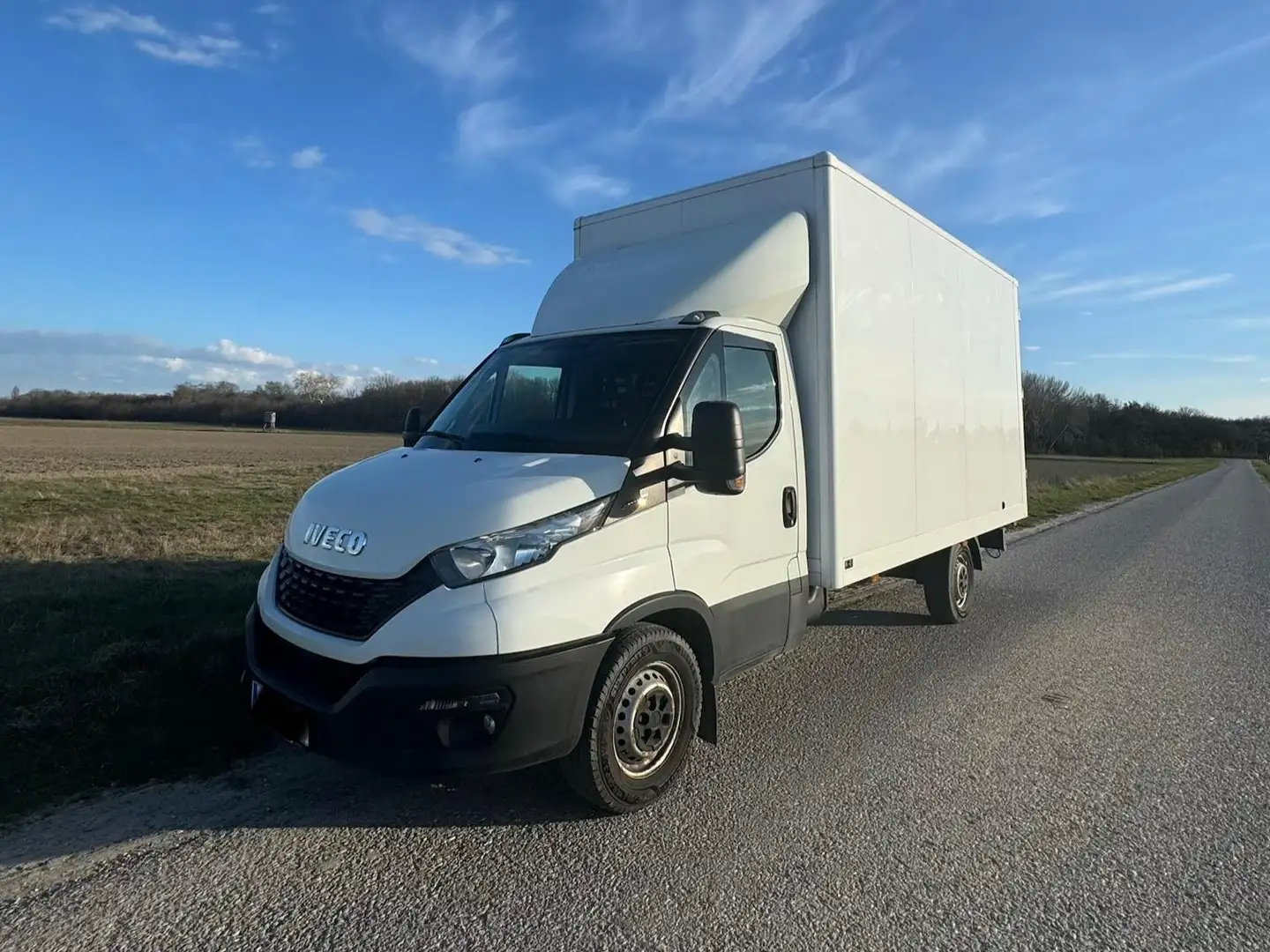 Iveco Daily Daily 35S12 Transporter / Kastenwagen Weiß - 2