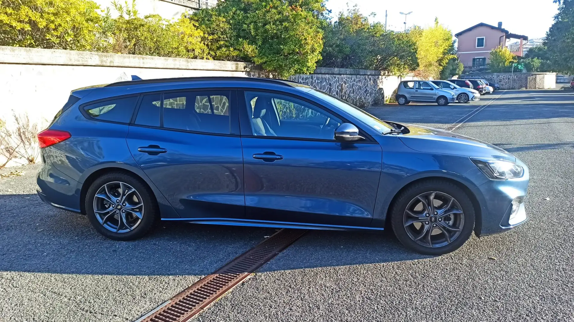 Ford Focus CC Focus sw 1.0 ecoboost Hybrid ST-Line Albastru - 1