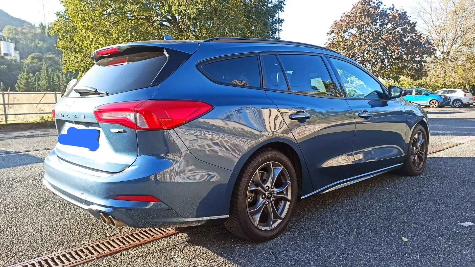 Ford Focus CC Focus sw 1.0 ecoboost Hybrid ST-Line Albastru - 2