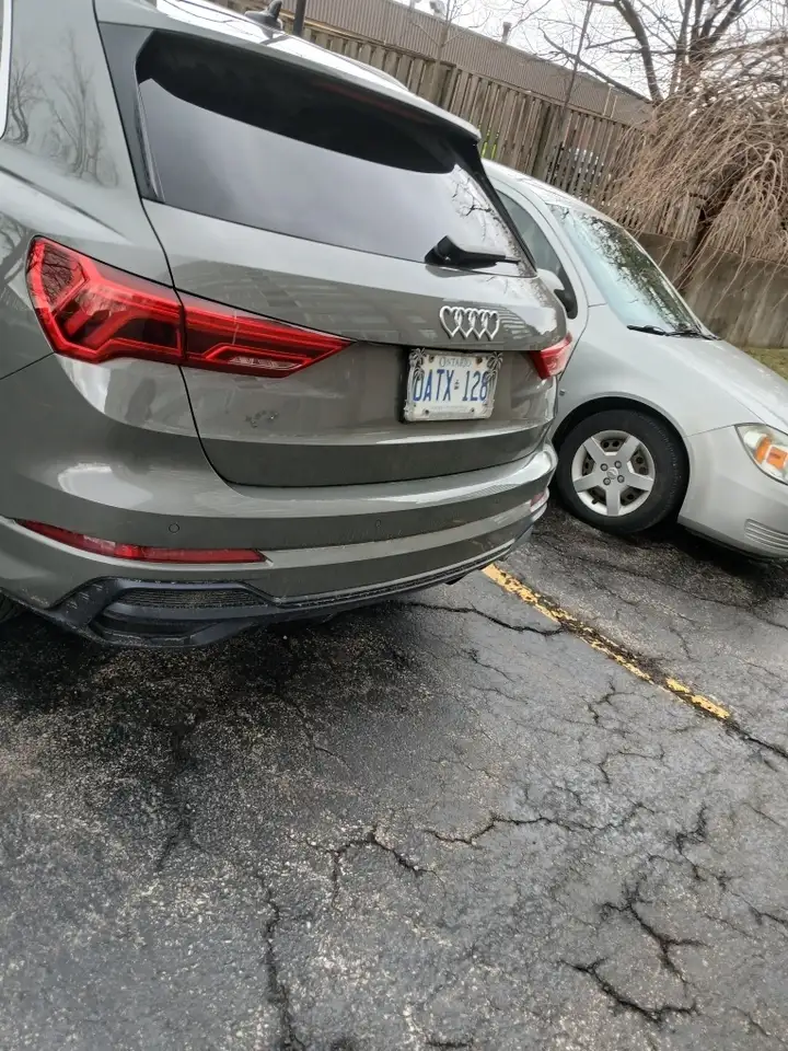 Audi Q3 снимка Audi Q3