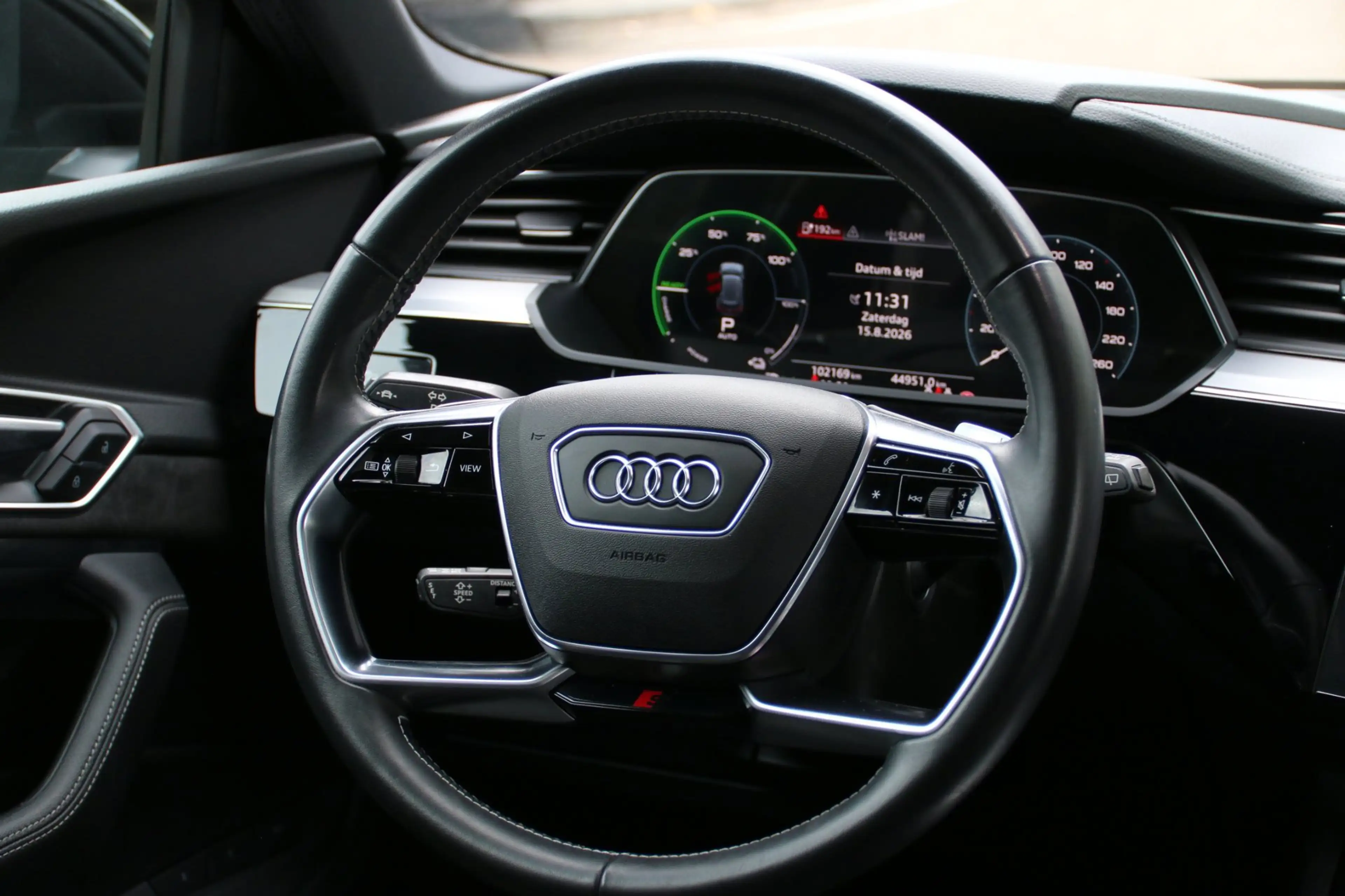 Audi e-tron E-tron 50 quattro Launch edition Black 71 kWh SOH — photo 14