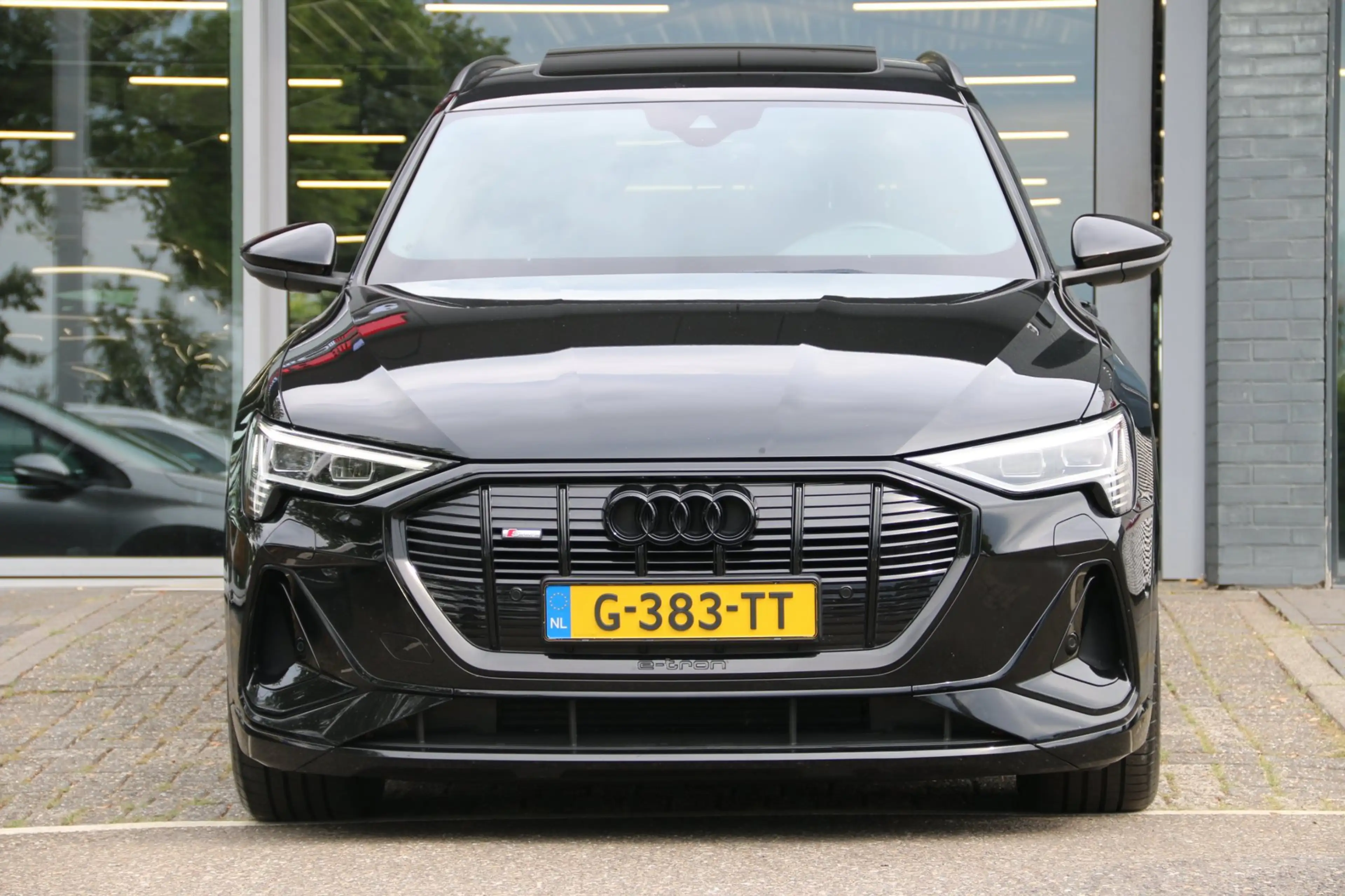 Audi e-tron E-tron 50 quattro Launch edition Black 71 kWh SOH — photo 3
