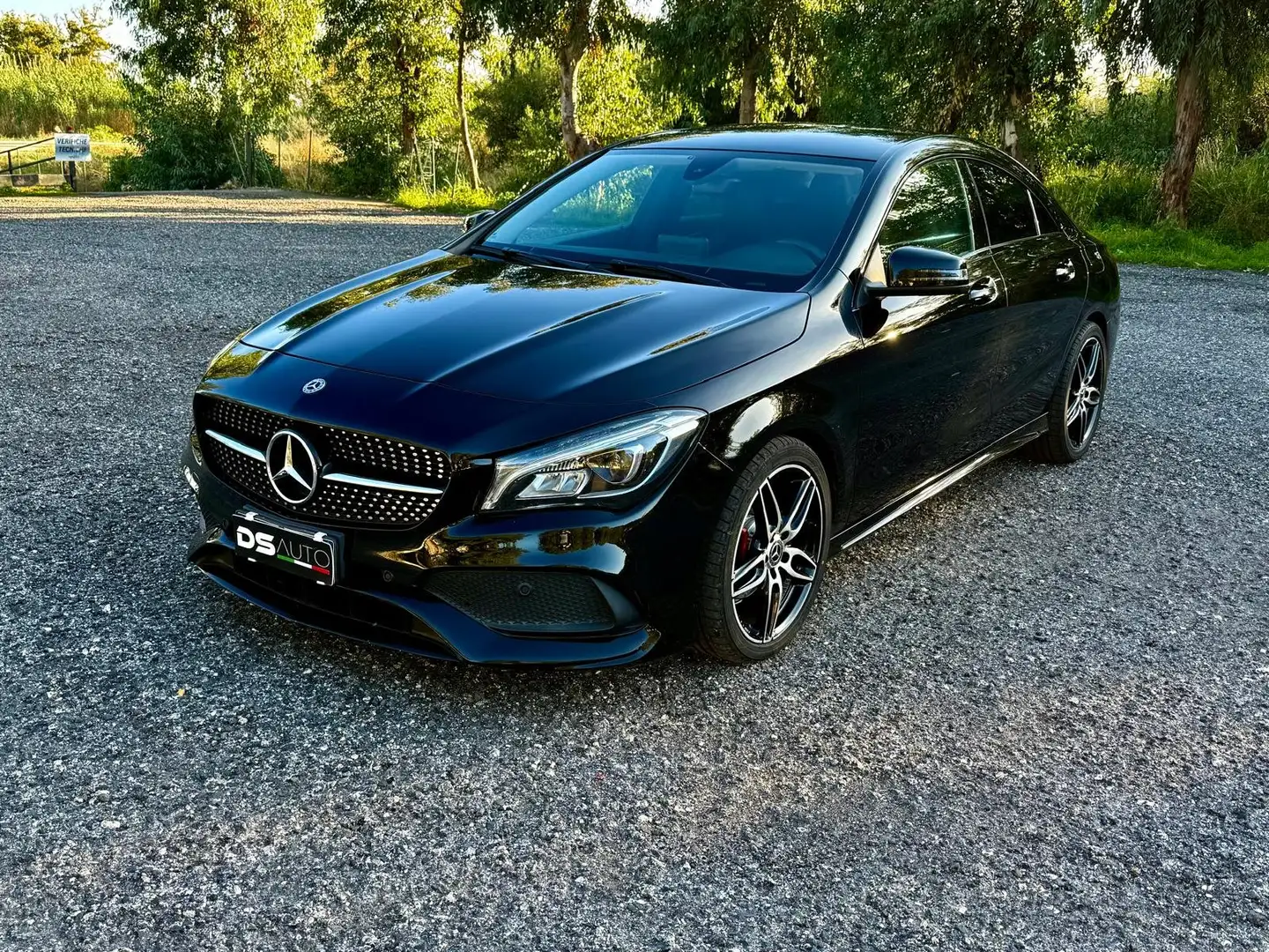 Mercedes-Benz CLA 200 CLA 200 d (cdi) Business auto - 1