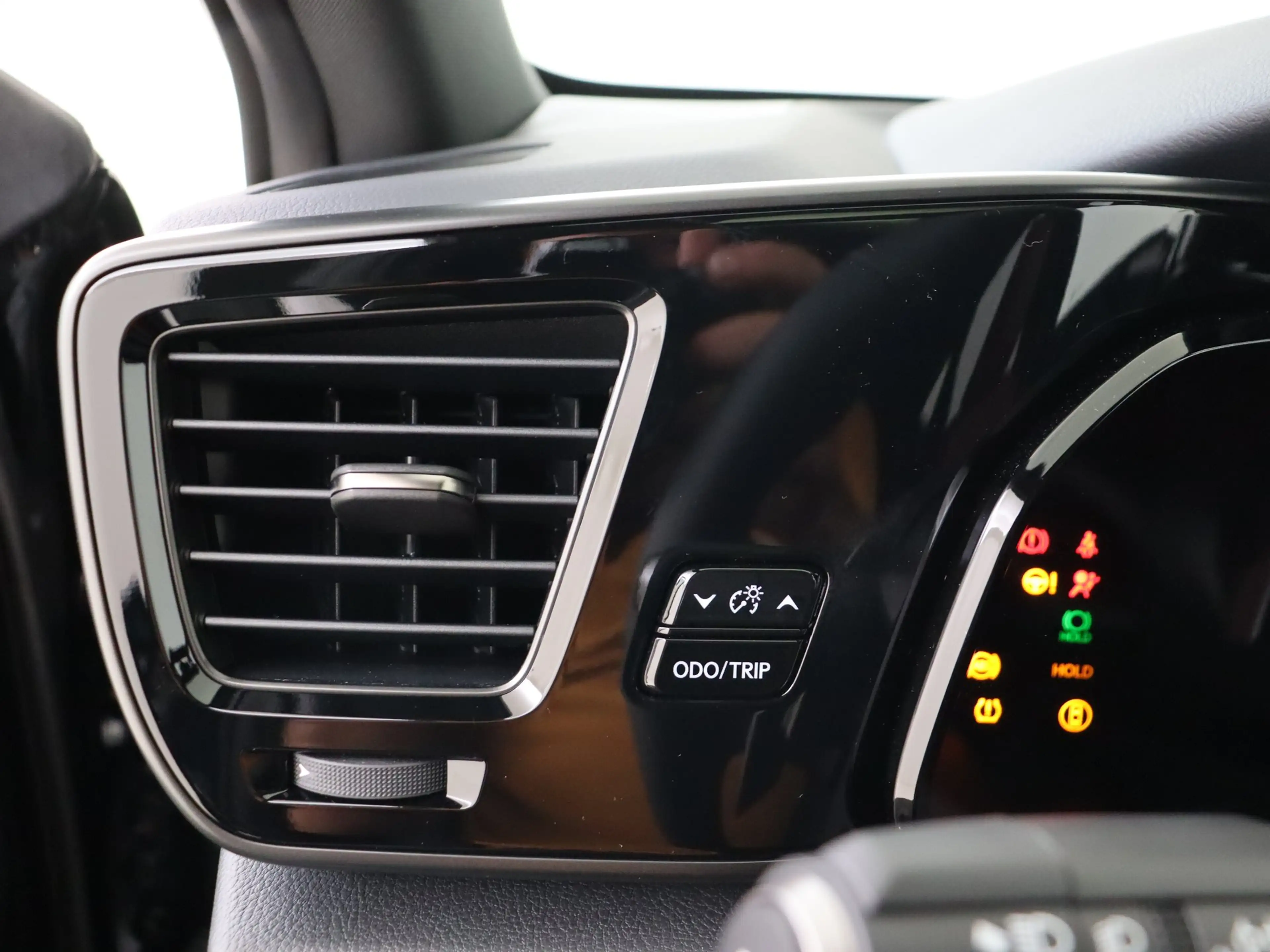 Lexus NX 450h+ AWD 35th Edition Trekhaak | 360 Camera | 20" Velge — photo 12