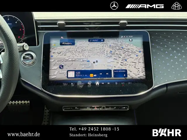 Mercedes-Benz E-Class view 12
