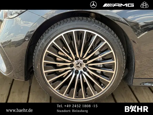 Mercedes-Benz E-Class view 6