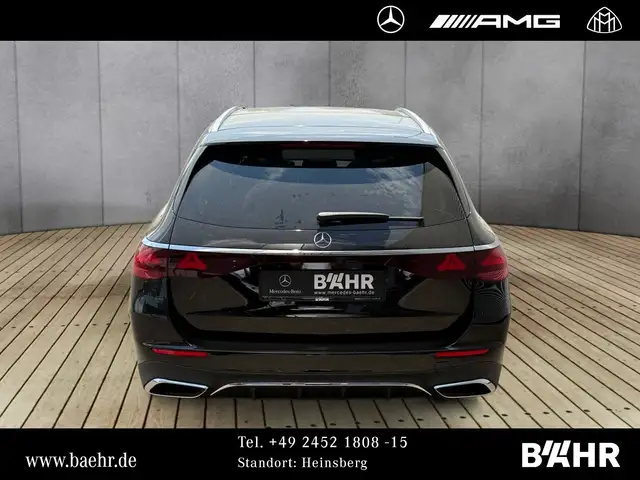 Mercedes-Benz E-Class view 8