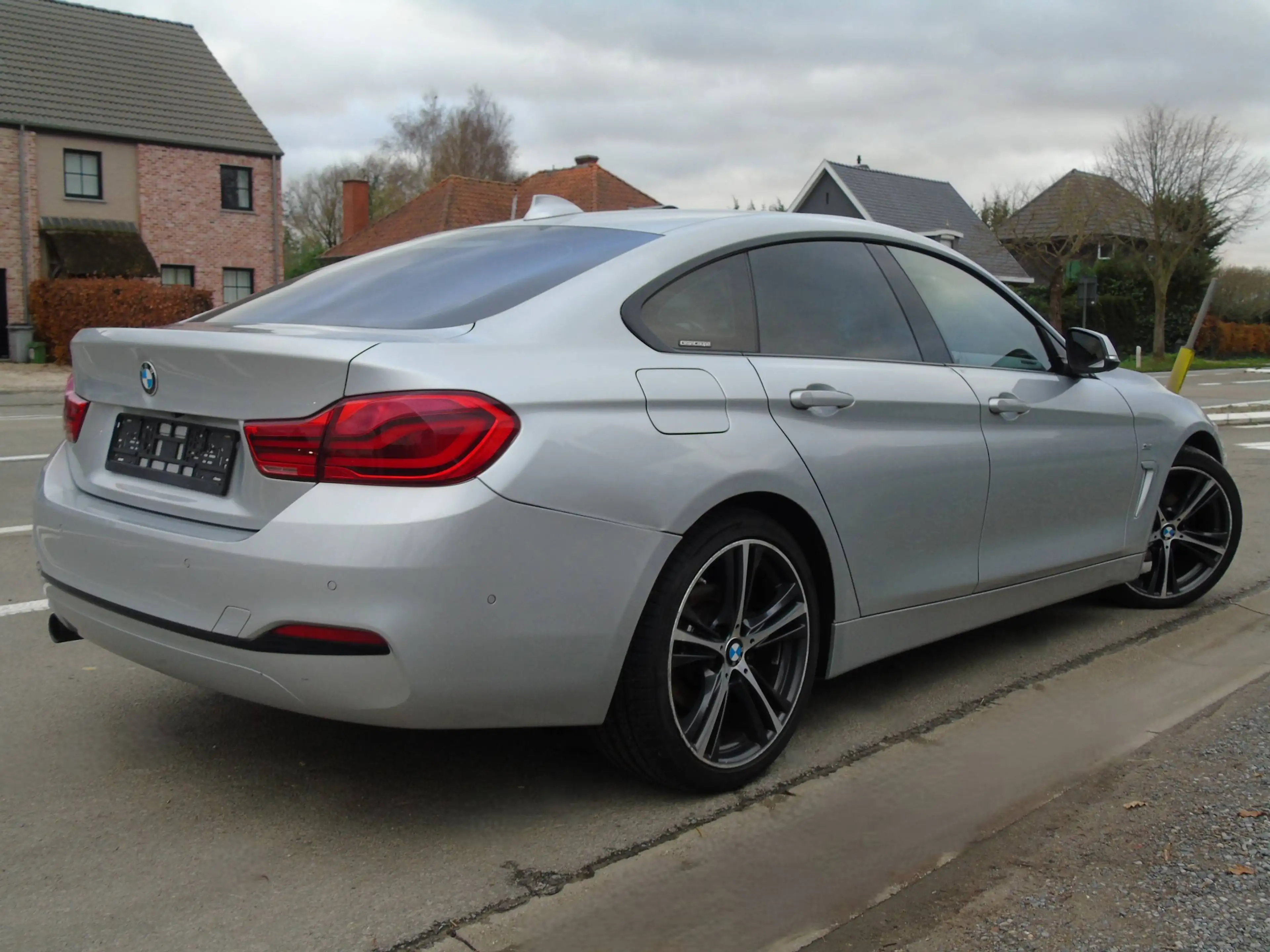 BMW 418 dA Gran Coupé Sport Line*Apple Carplay*Keyless Go*Camera**Xenon*AUTOMAAT — photo 4