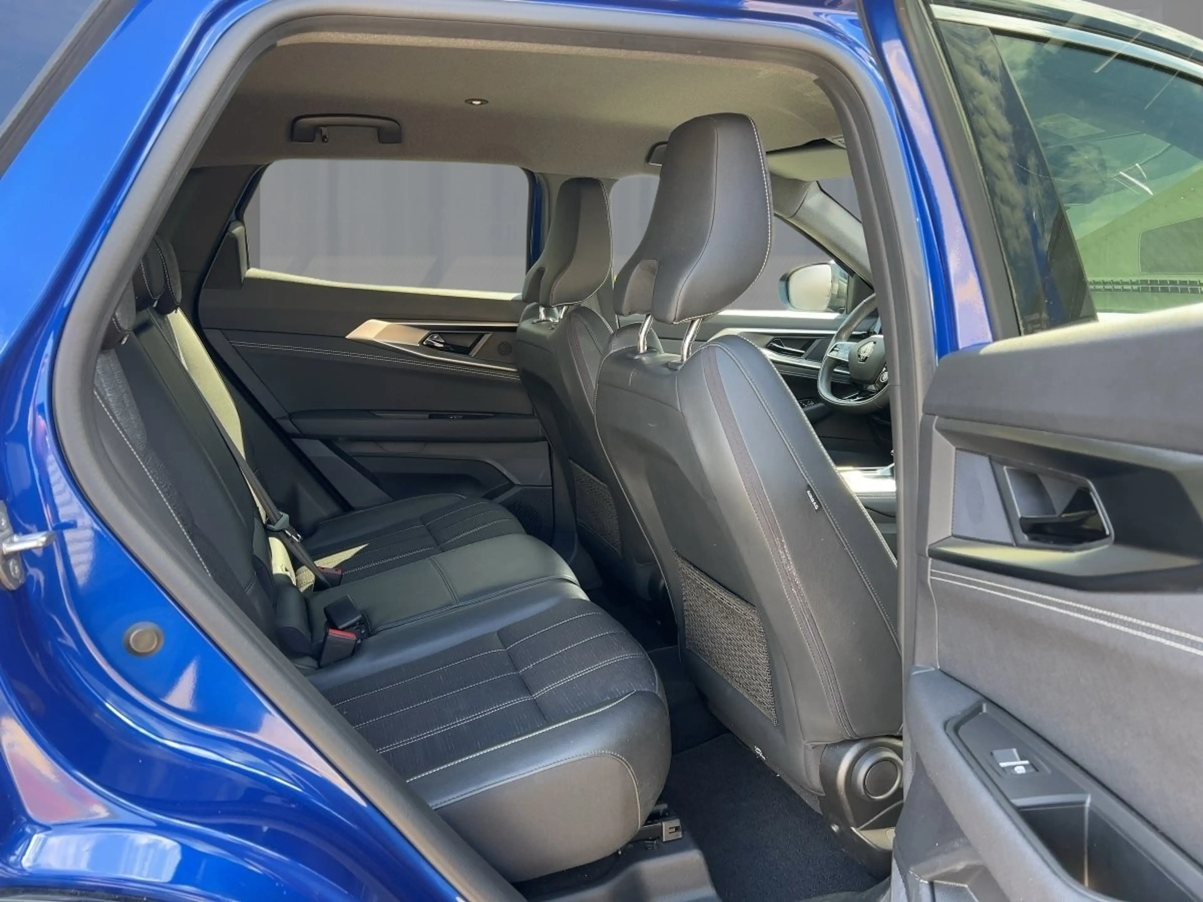 Renault Austral 1.2 E-TECH 200 Techno — photo 9
