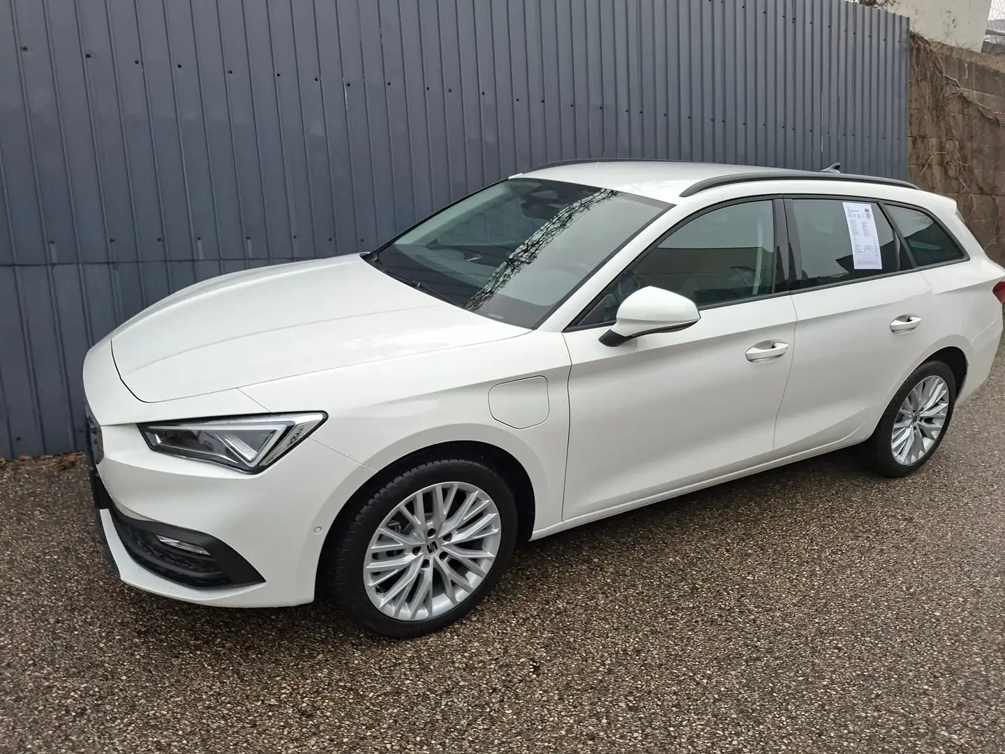 SEAT Leon Style e-HYBRID 150/204 DSG Weiß - 1