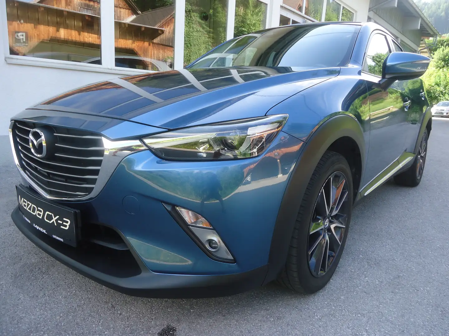 Mazda CX-3 G120 Revolution Blau - 1