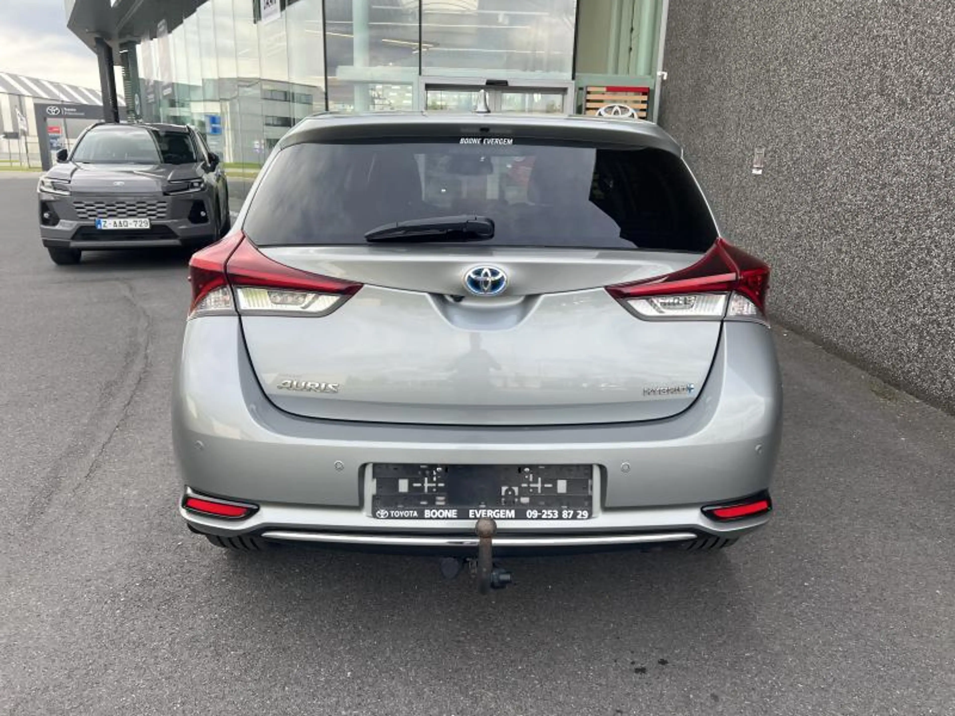 Toyota Auris 1.8 Hybrid Style + Trekhaak — photo 6