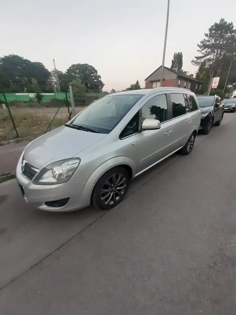 Opel Zafira 1.7 CDTI ecoFLEX Grau - 1